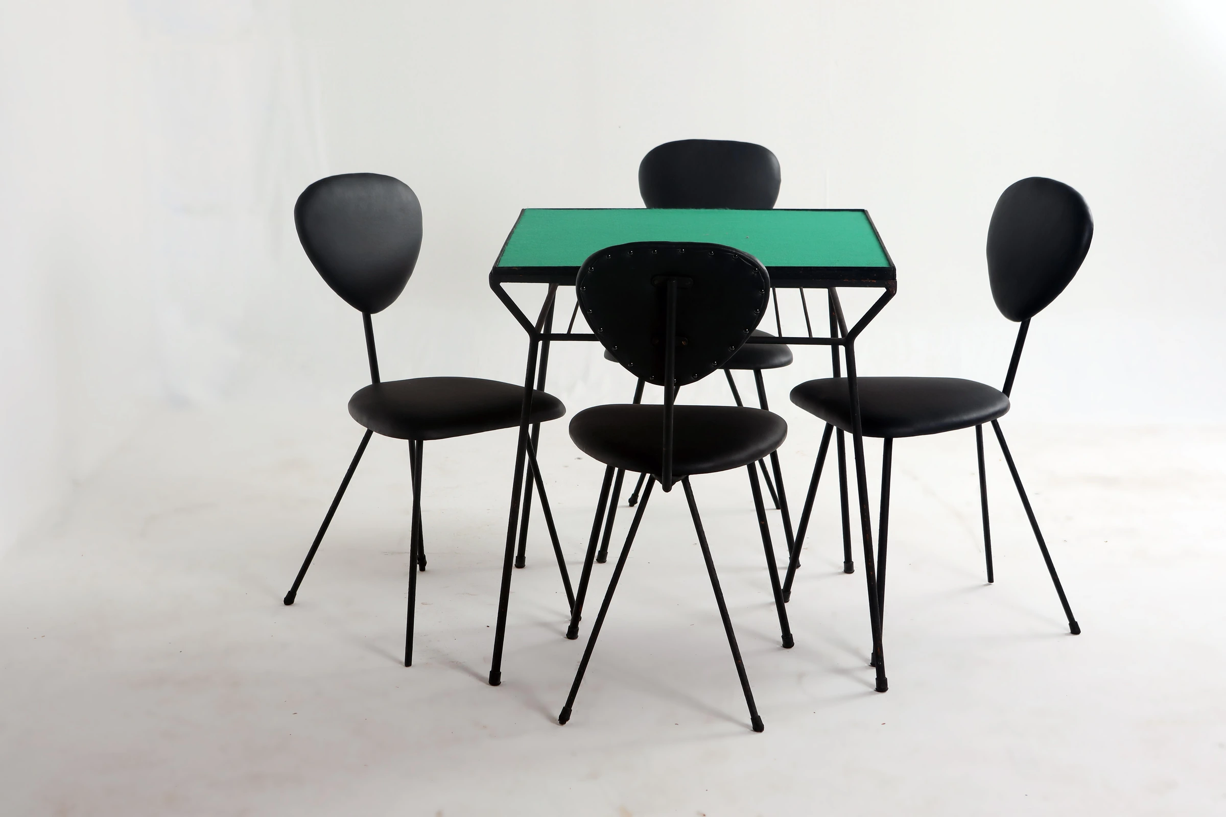 Game table with reversible top, Abraham Palatnik — photo 2