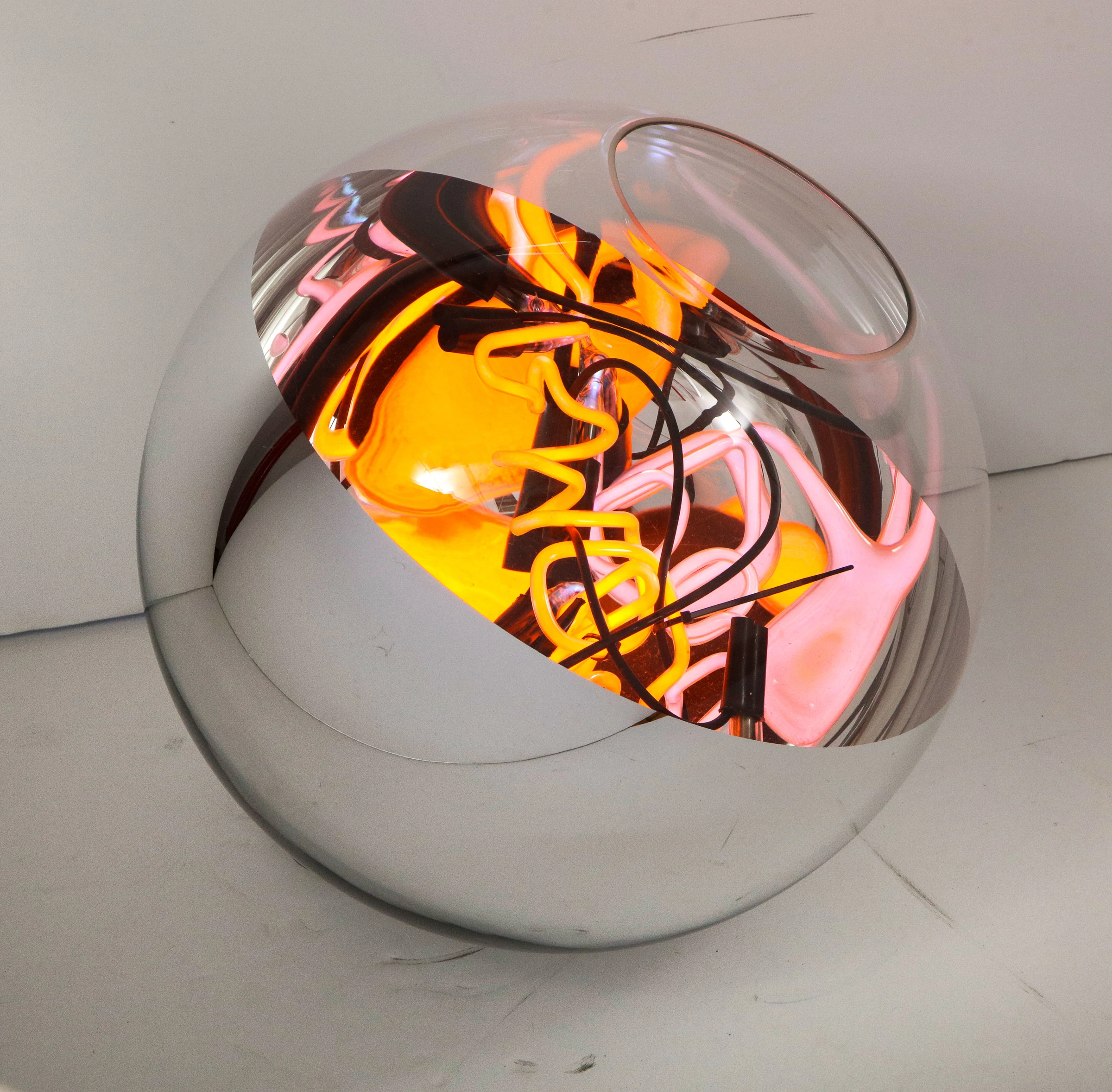Floor lamp with neon lights, Alê Jordão — photo 11