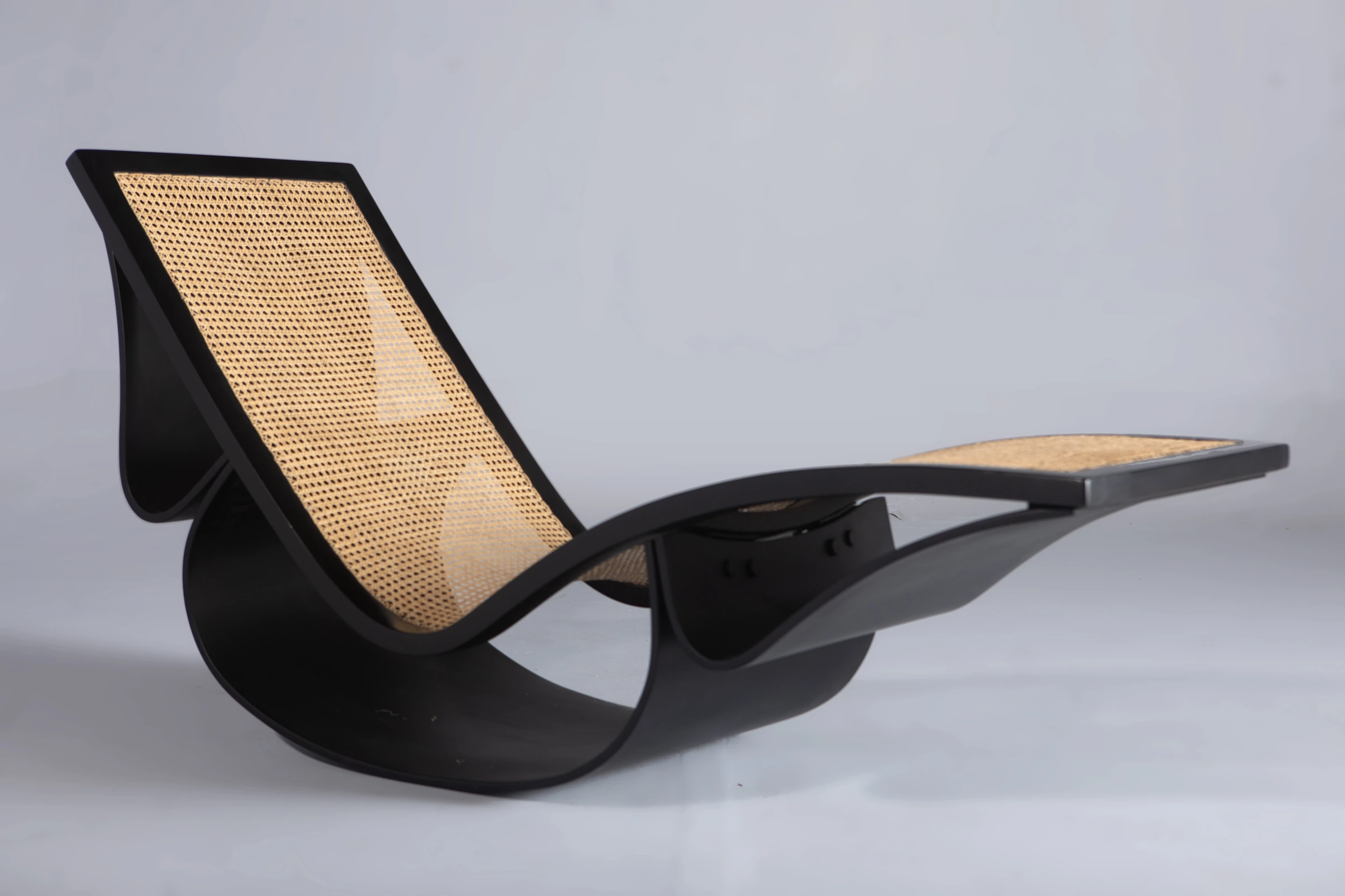 Rio chaise lounge, Oscar & Anna Maria Niemeyer — photo 2