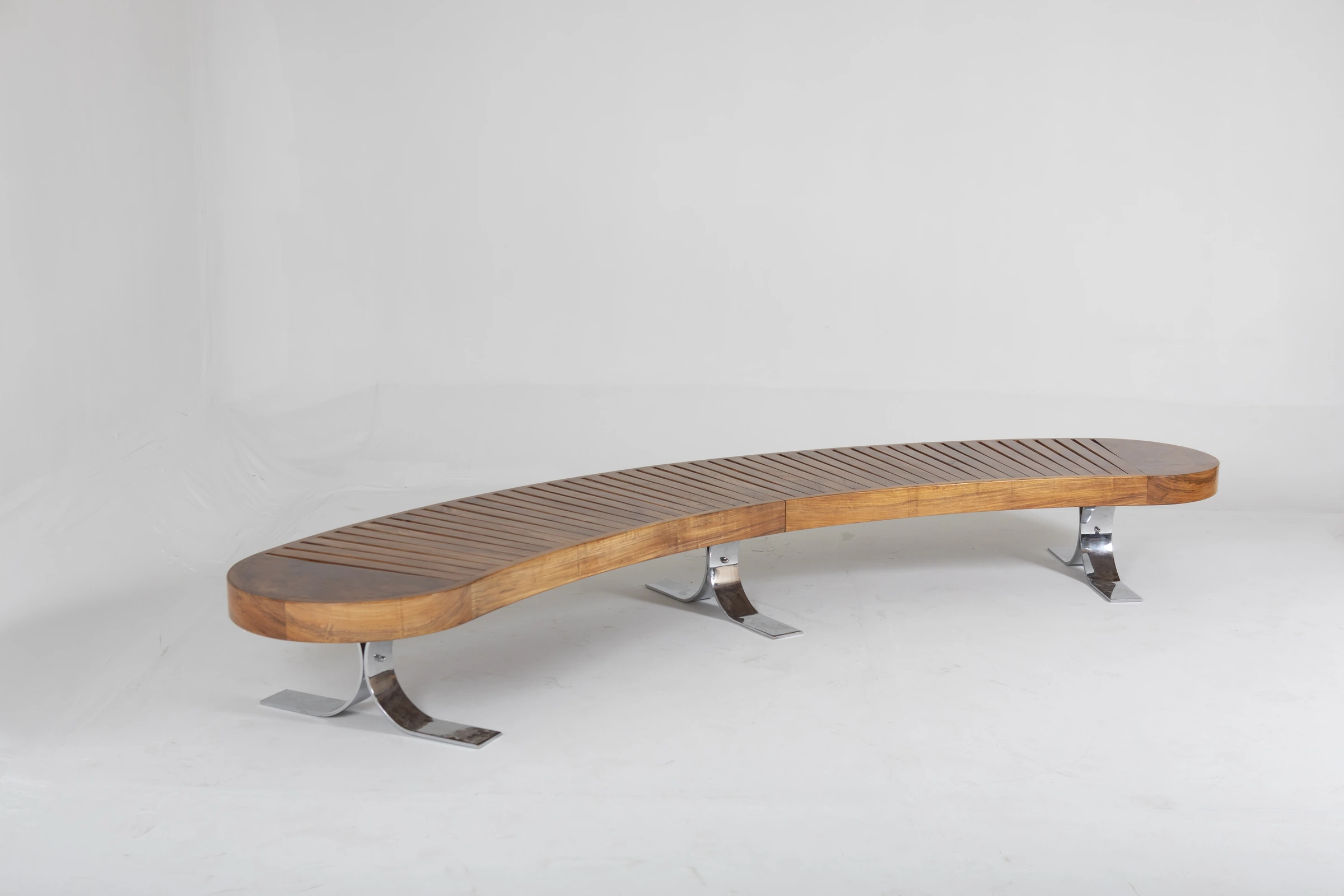 Curved bench, Carlo Hauner & Martin Eisler — photo 4