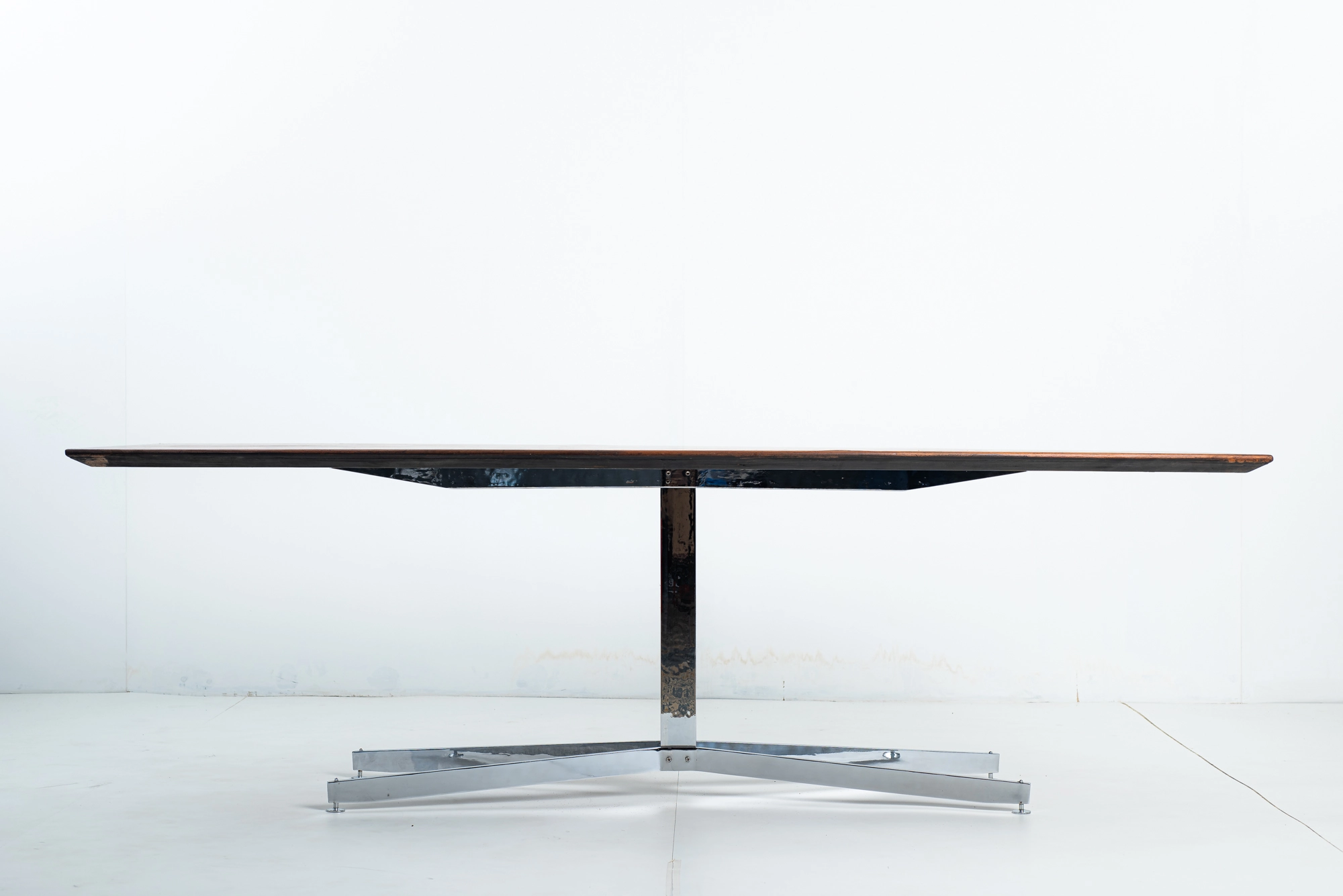 Metal table base, Carlo Hauner & Martin Eisler — photo 4