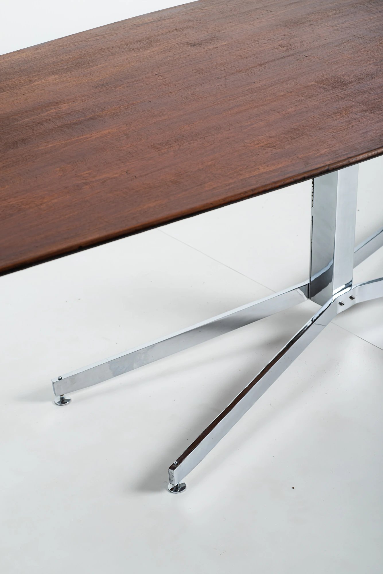 Metal table base, Carlo Hauner & Martin Eisler — photo 8