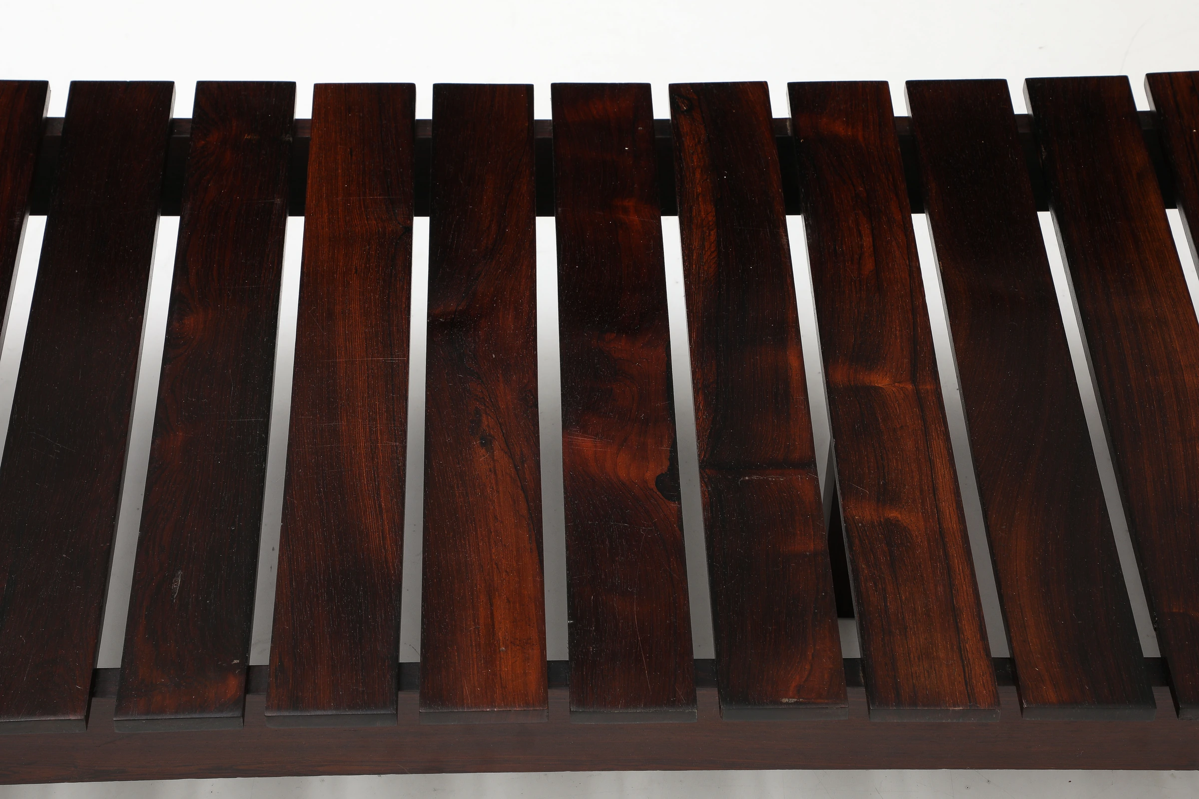 Bench, Celina Decorações — photo 7