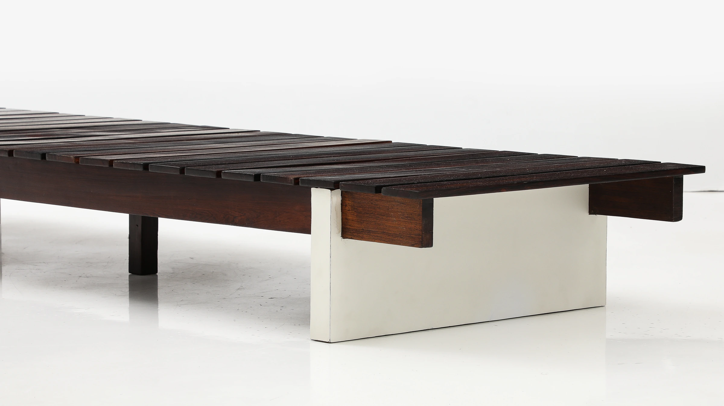 Bench, Celina Decorações — photo 8