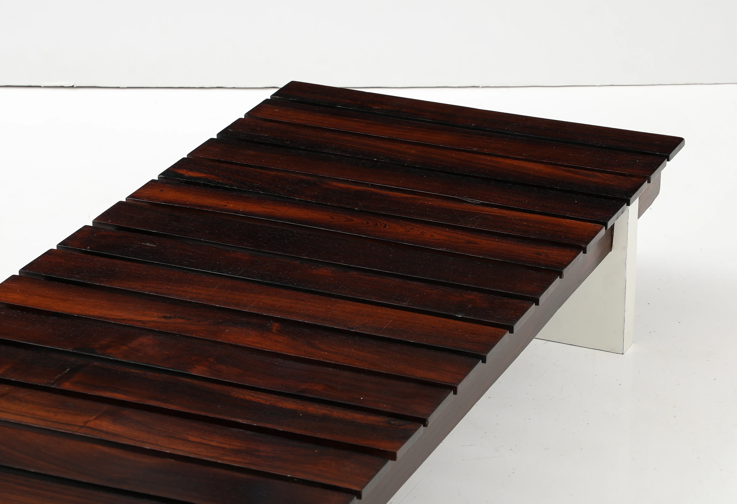 Bench, Celina Decorações — photo 12