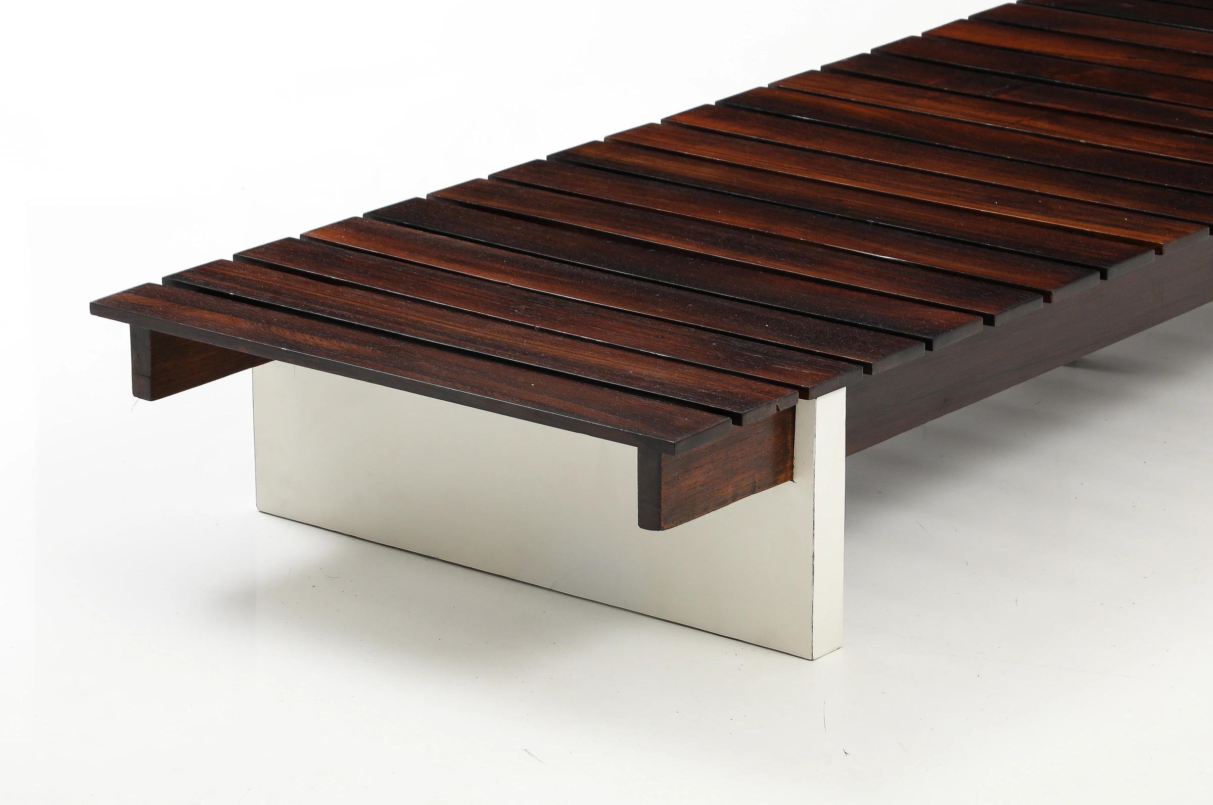 Bench, Celina Decorações — photo 14