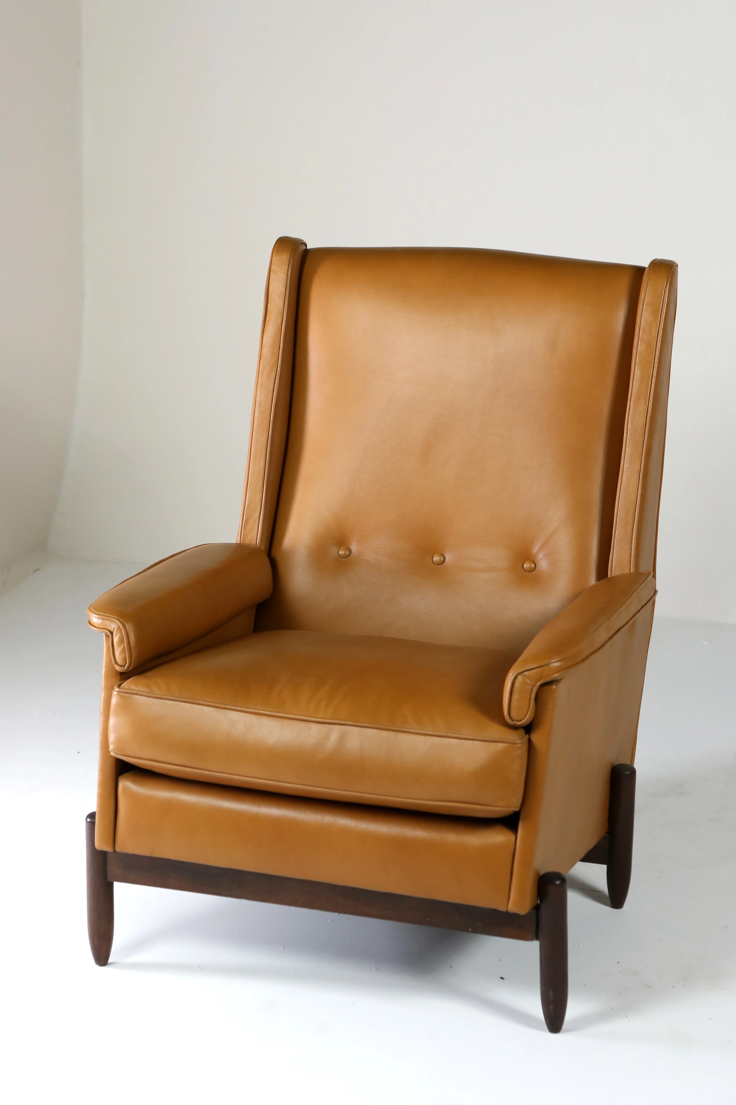 Celina Zilberberg armchair, Celina Decorações — photo 4