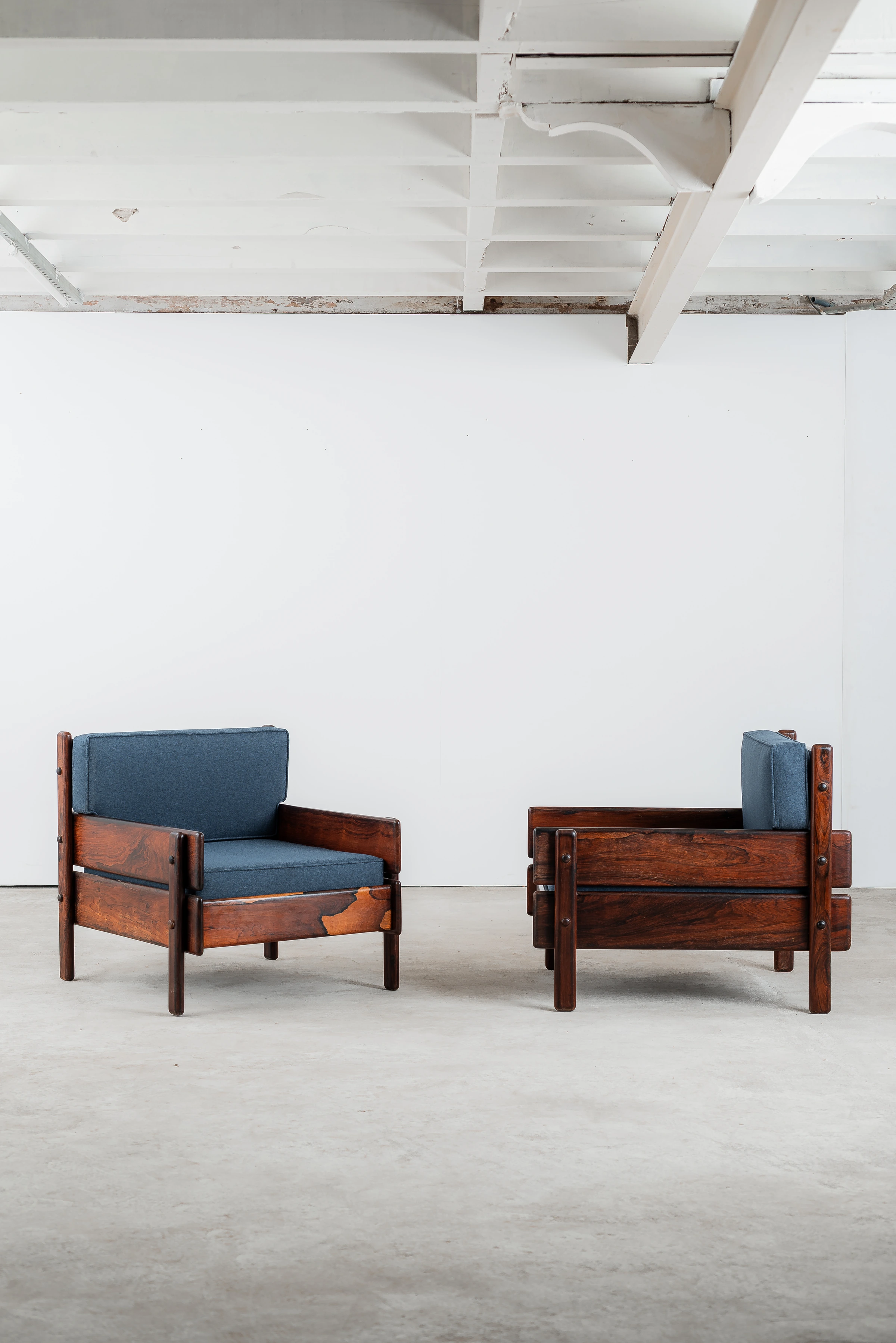 Pair of armchairs, Celina Decorações — photo 2
