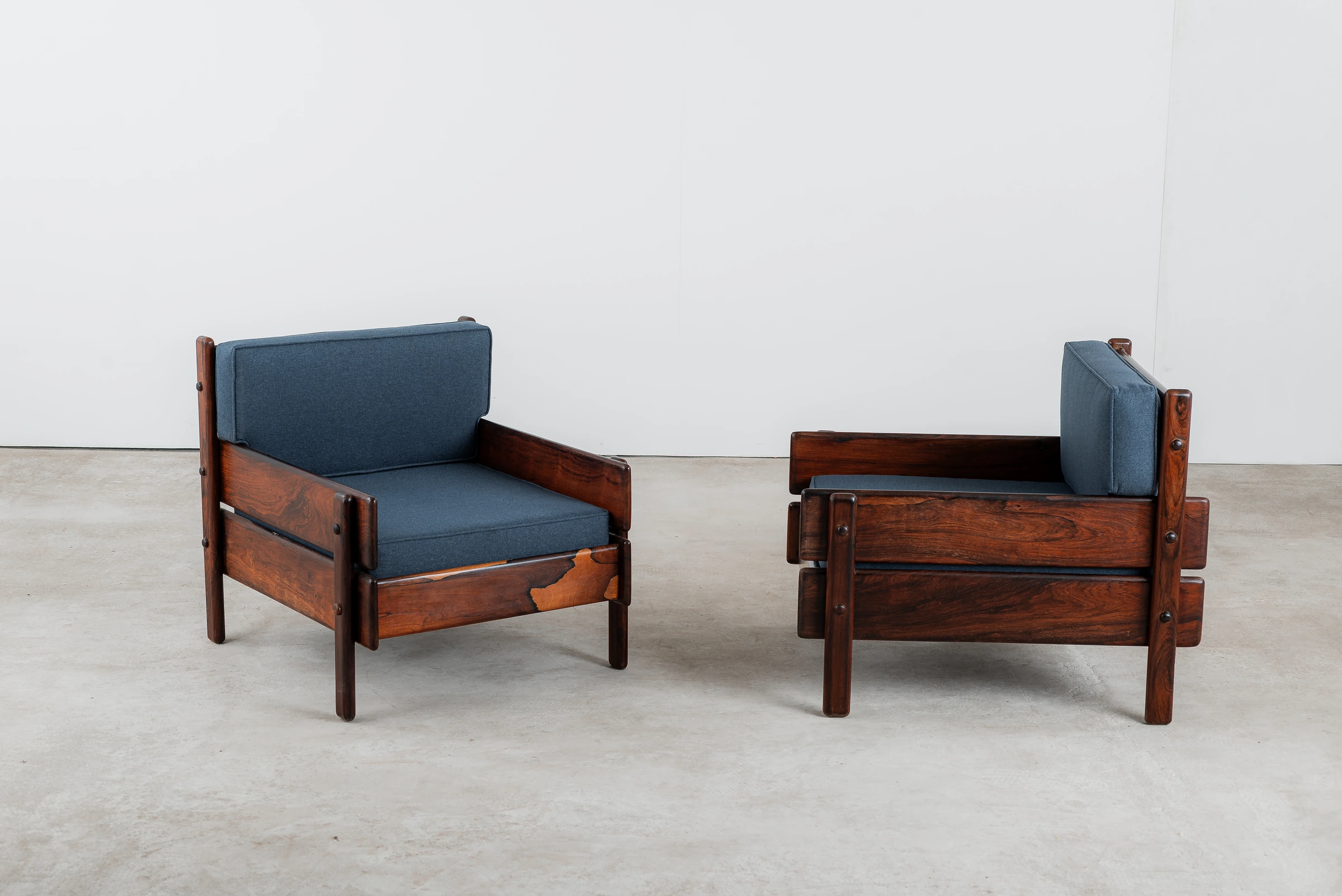 Pair of armchairs, Celina Decorações — photo 4