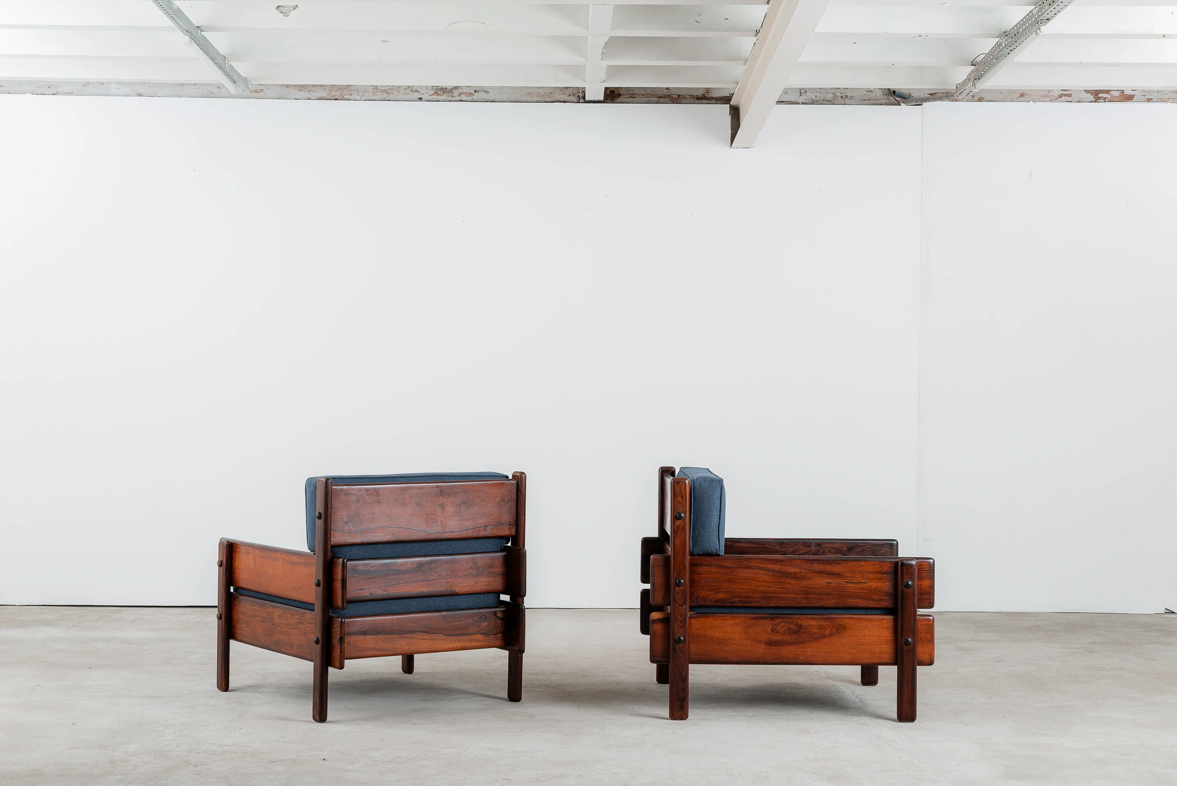Pair of armchairs, Celina Decorações — photo 6