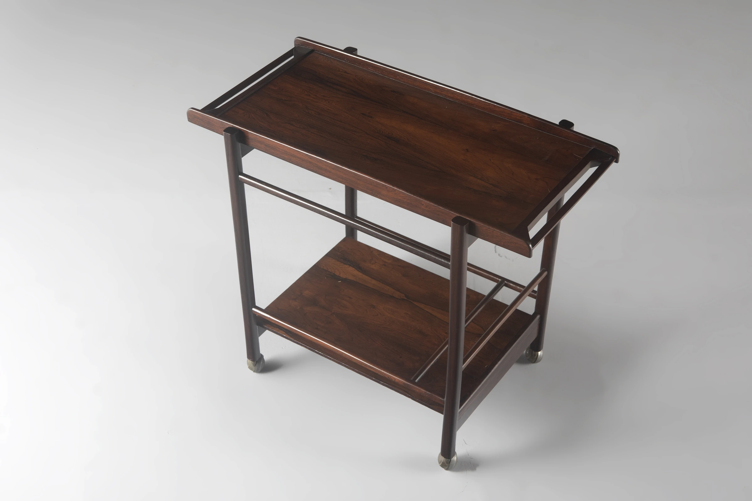 Tea cart — Celina Decorações