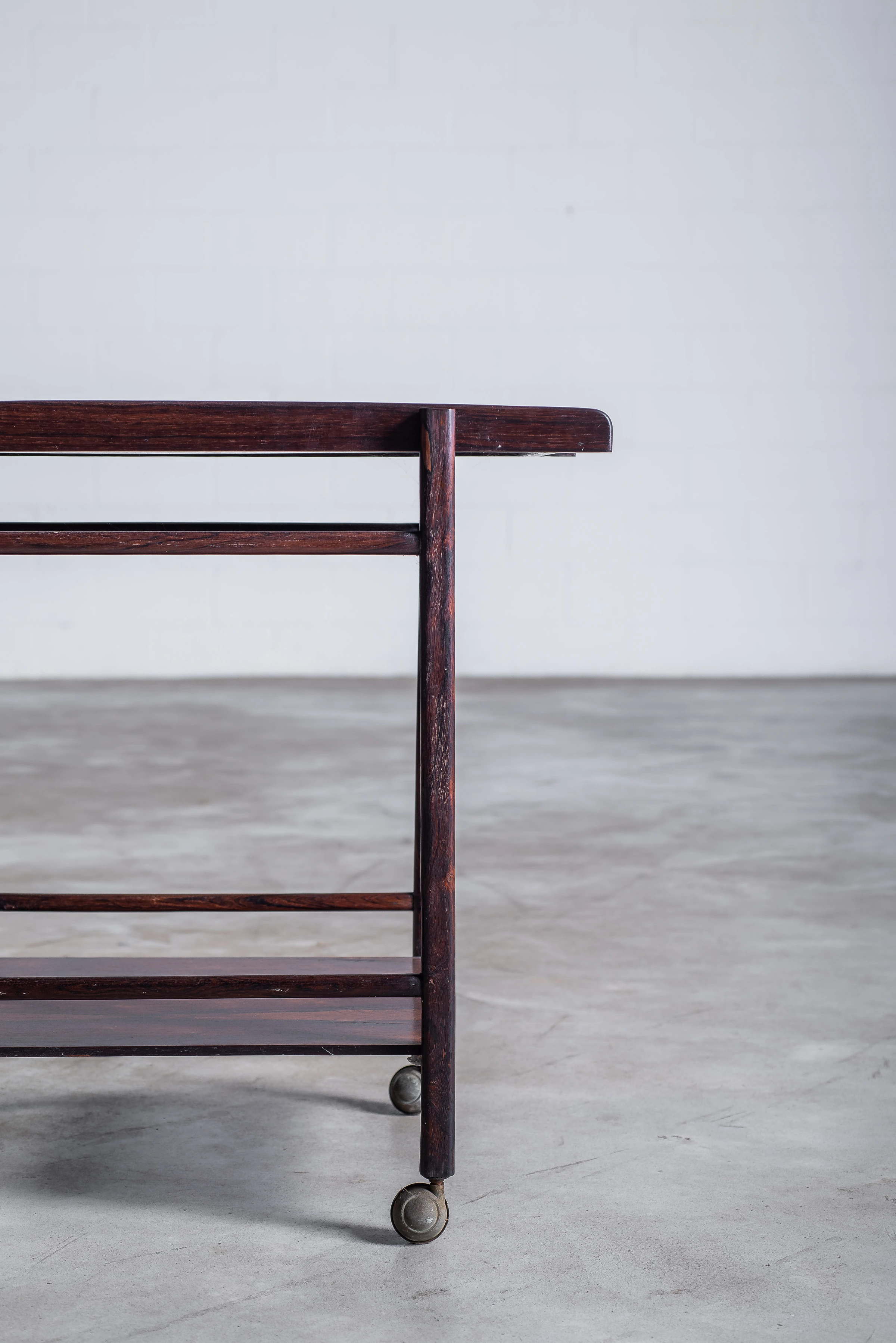 Tea cart, Celina Decorações — photo 9