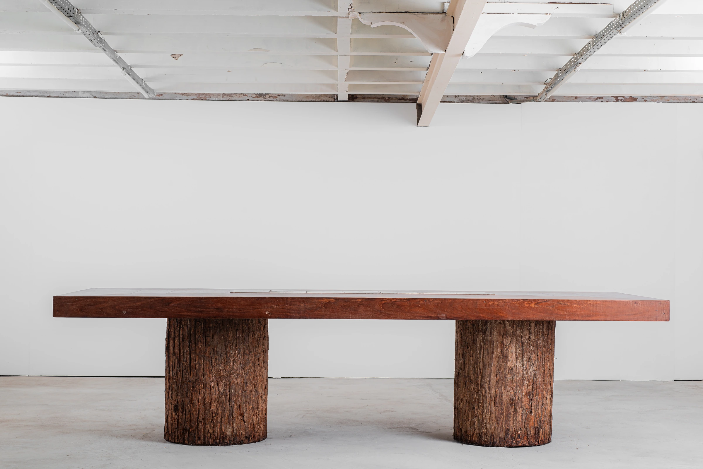 Dining table from the “denúncia” series, José Zanine Caldas — photo 4