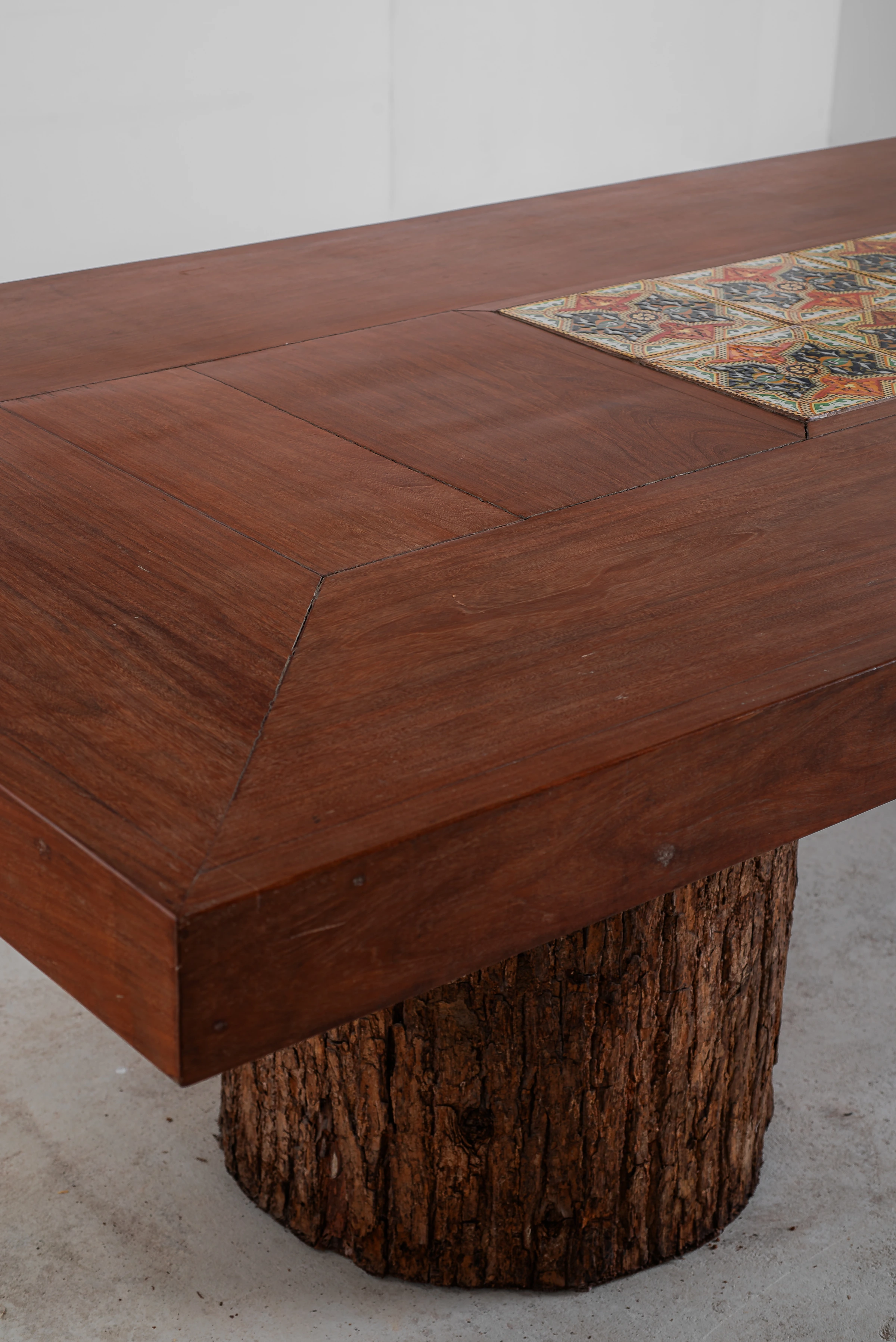Dining table from the “denúncia” series, José Zanine Caldas — photo 9
