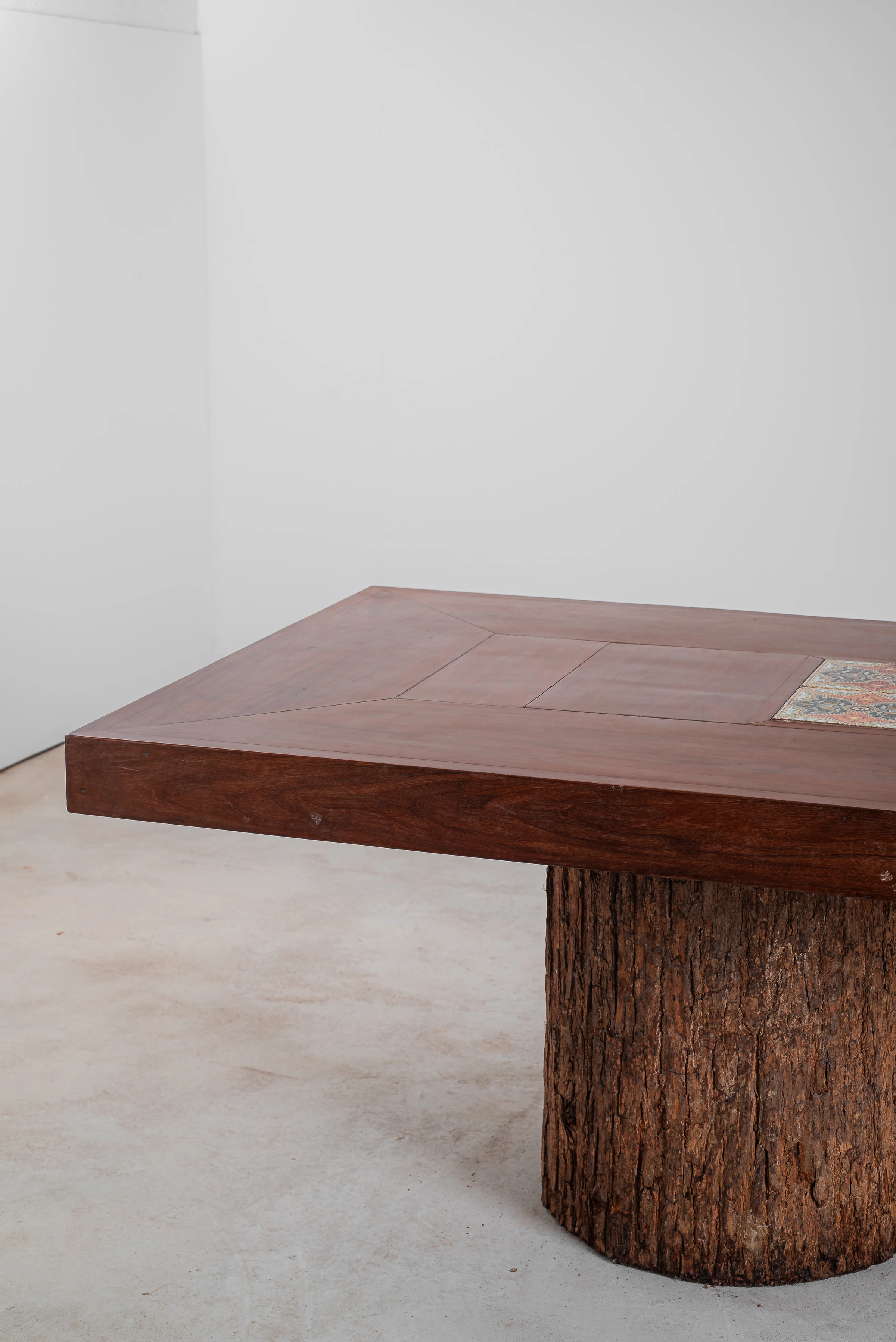 Dining table from the “denúncia” series, José Zanine Caldas — photo 11