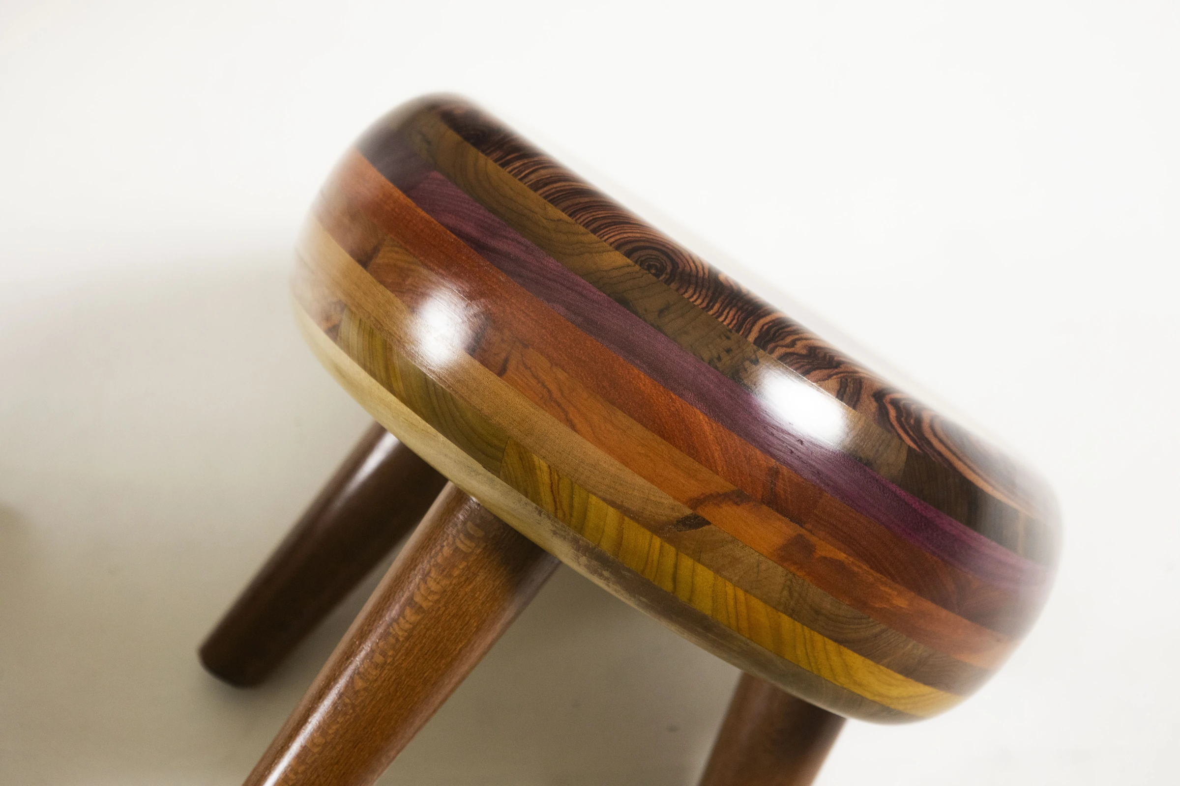 Buati stools, DJ Papagaio — photo 3