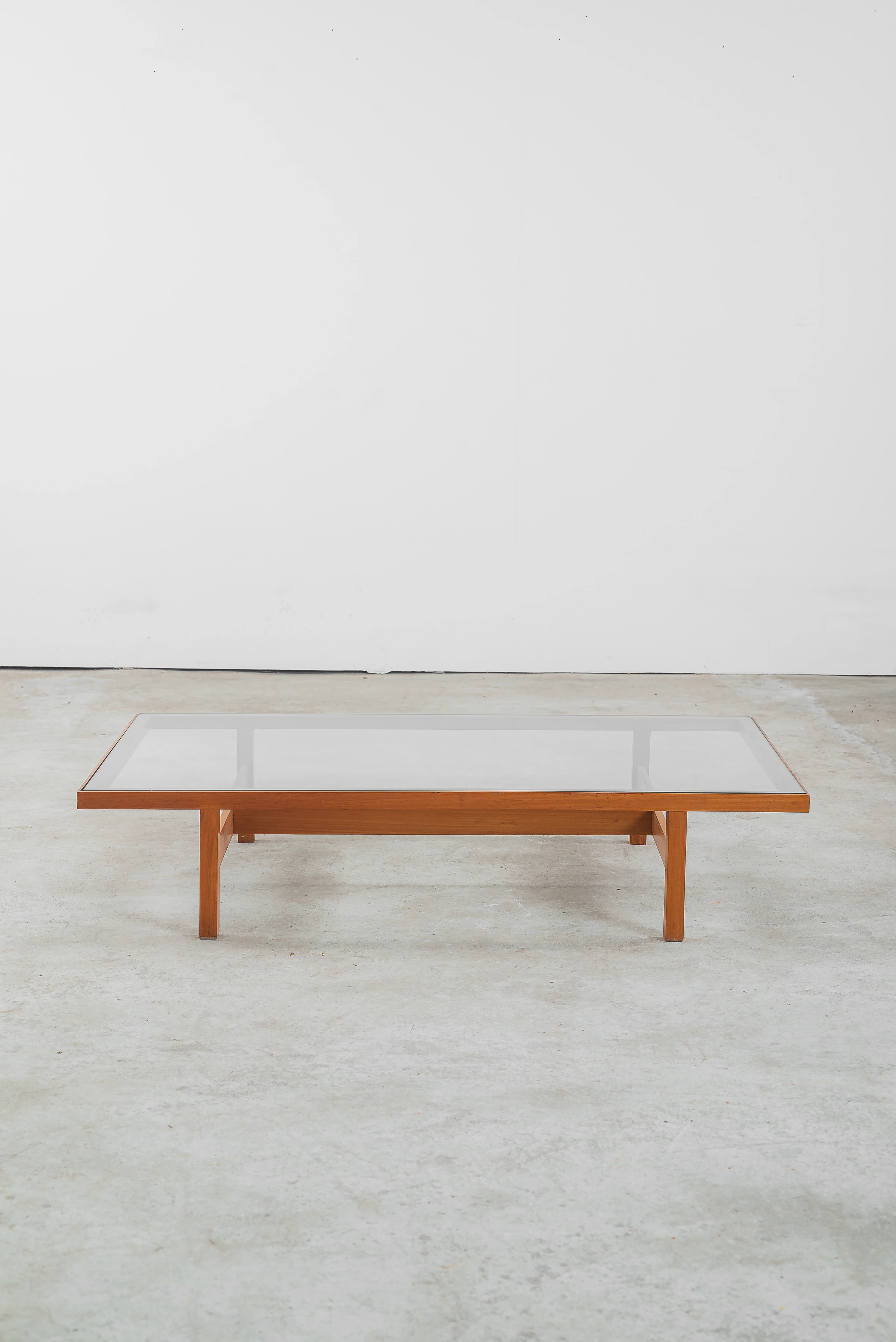 Center table, Estúdio Branco & Preto — photo 4