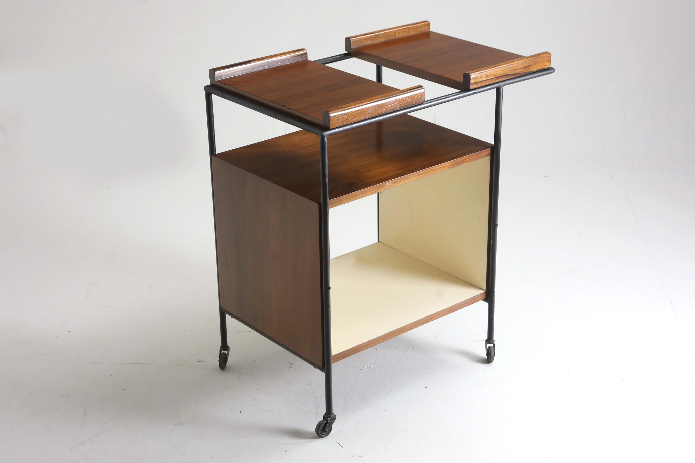 Tea cart
