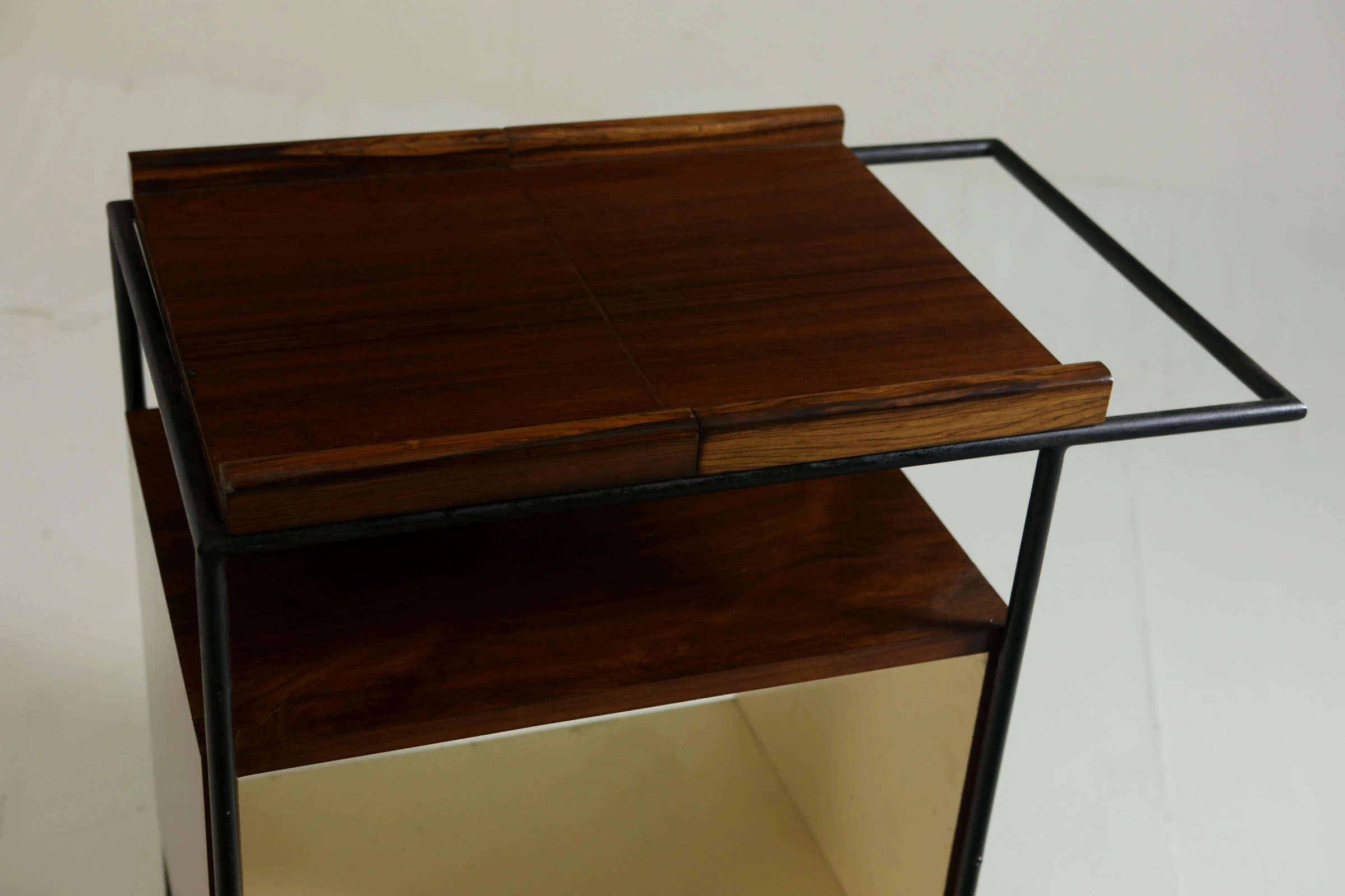 Tea cart, Geraldo de Barros — photo 5