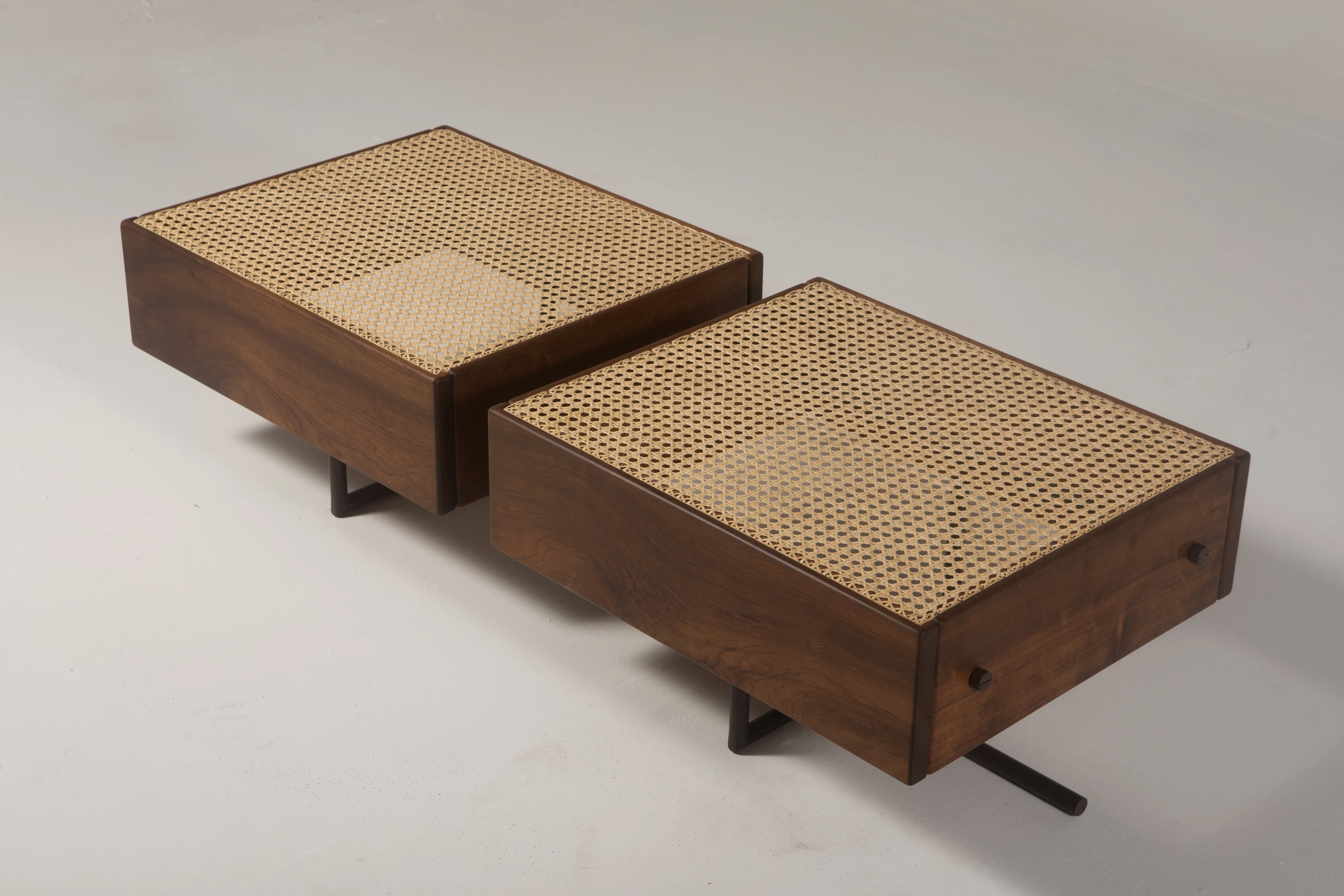 Benjamin bench — Gustavo Bittencourt