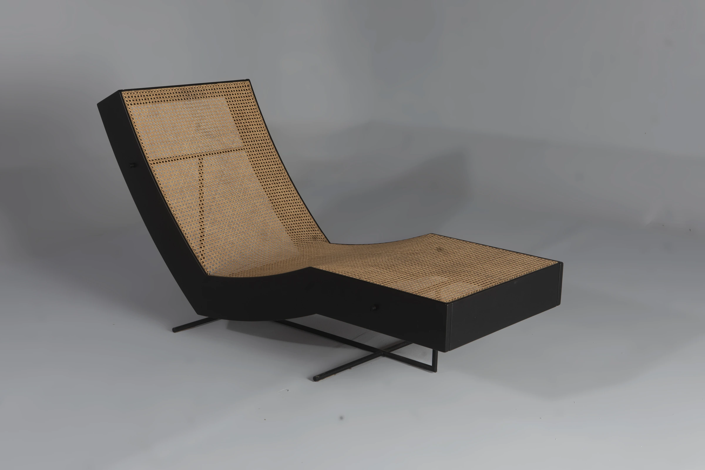 Benjamin chaise longue — Gustavo Bittencourt