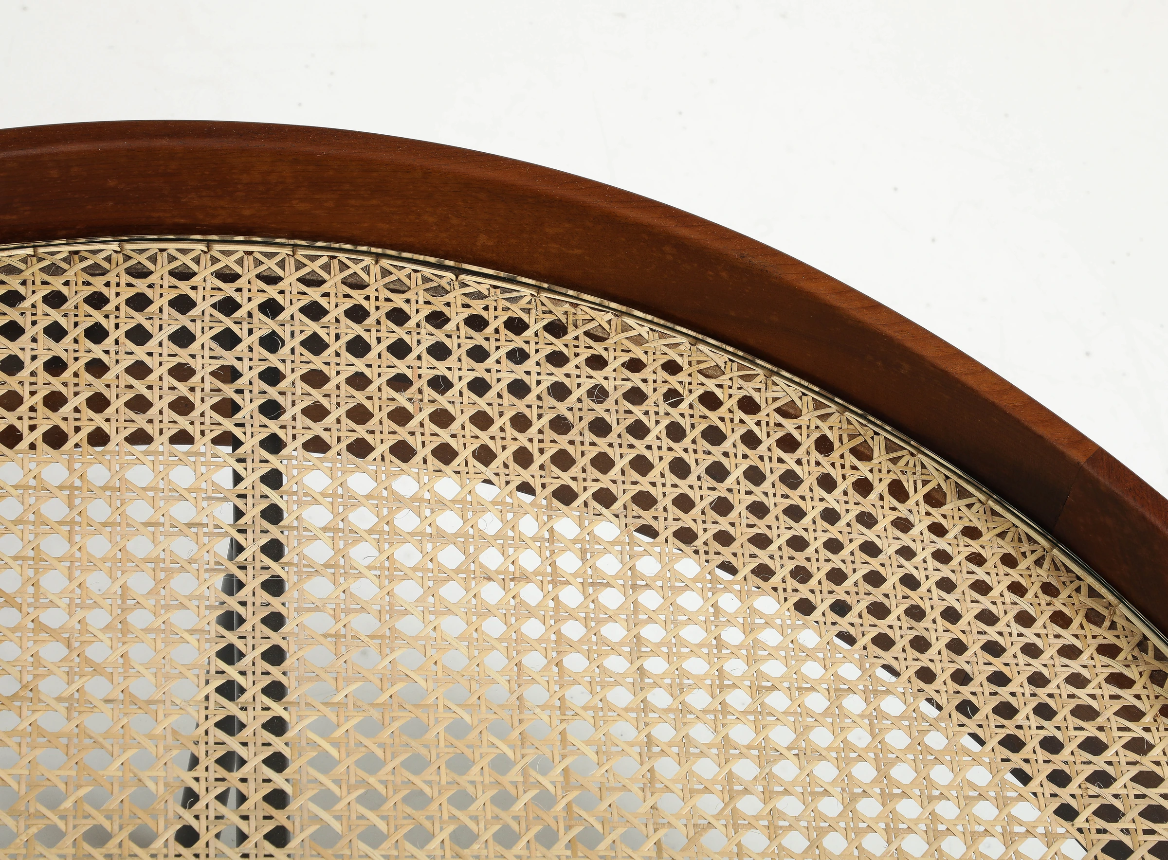 Bernardo round center table, Gustavo Bittencourt — photo 6