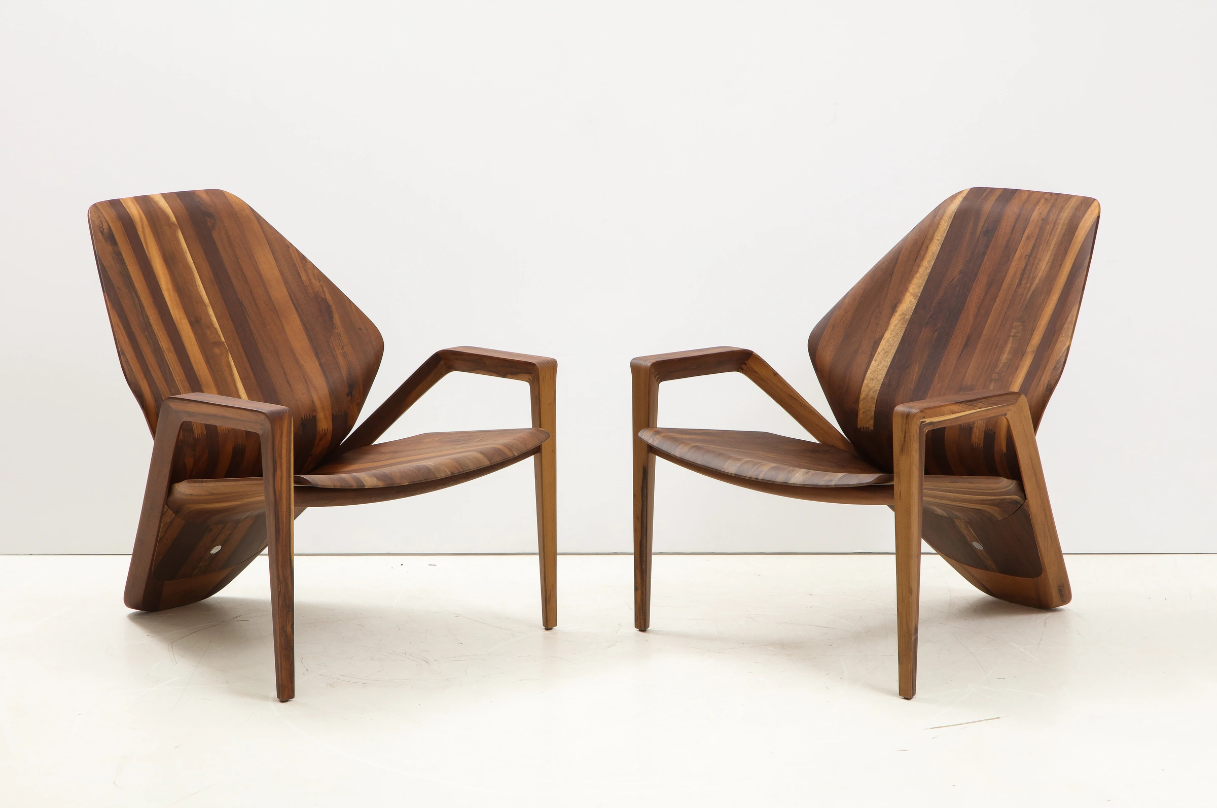 Pair of AVA armchairs — Guto Índio da Costa