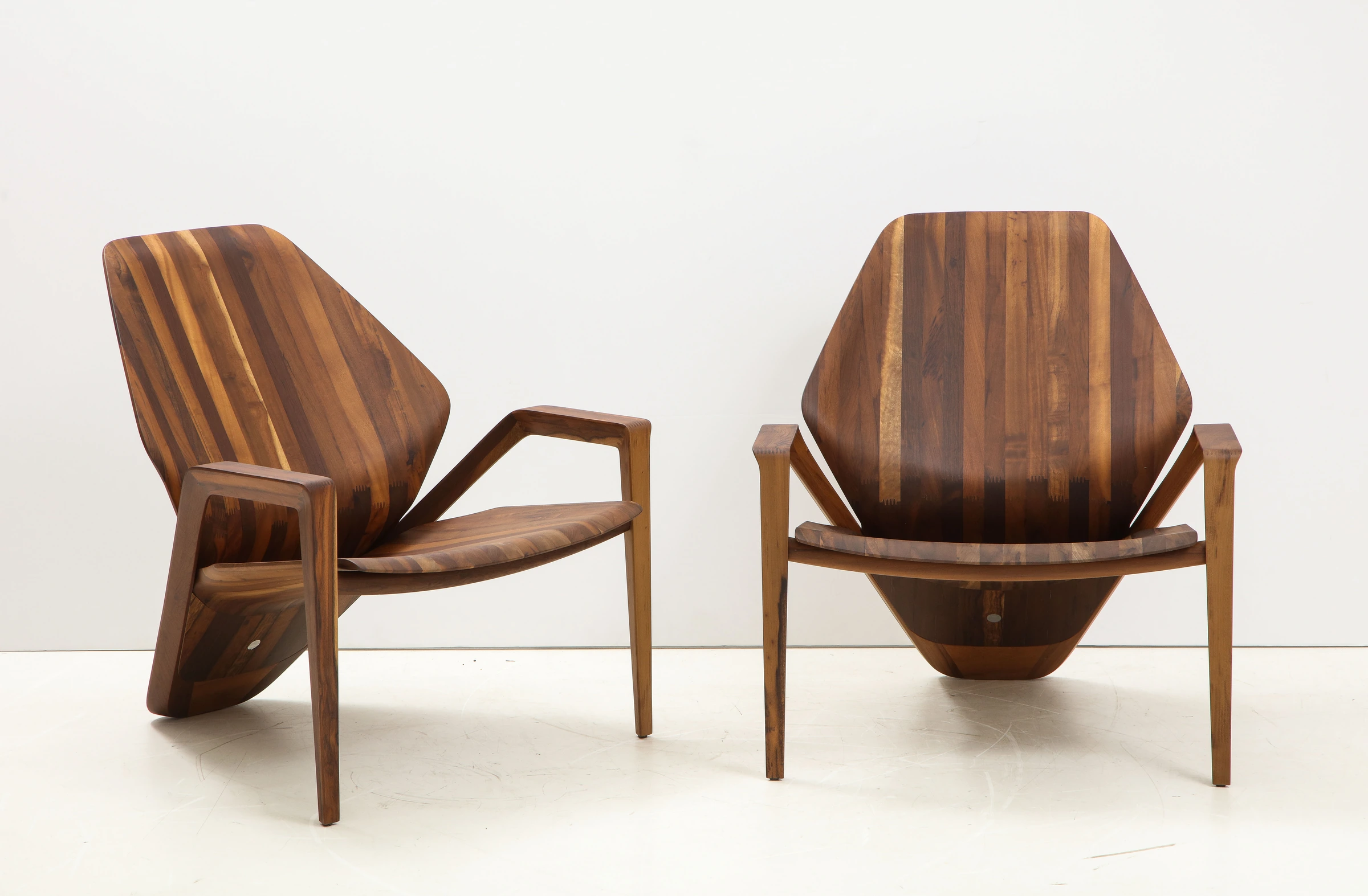 Pair of AVA armchairs, Guto Índio da Costa — photo 3