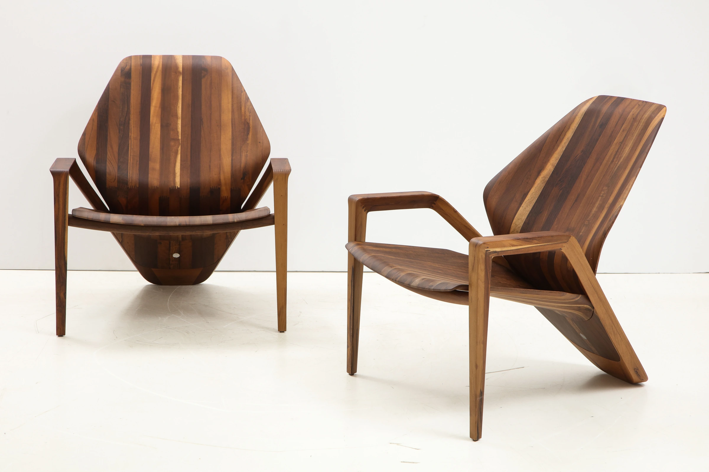 Pair of AVA armchairs, Guto Índio da Costa — photo 9