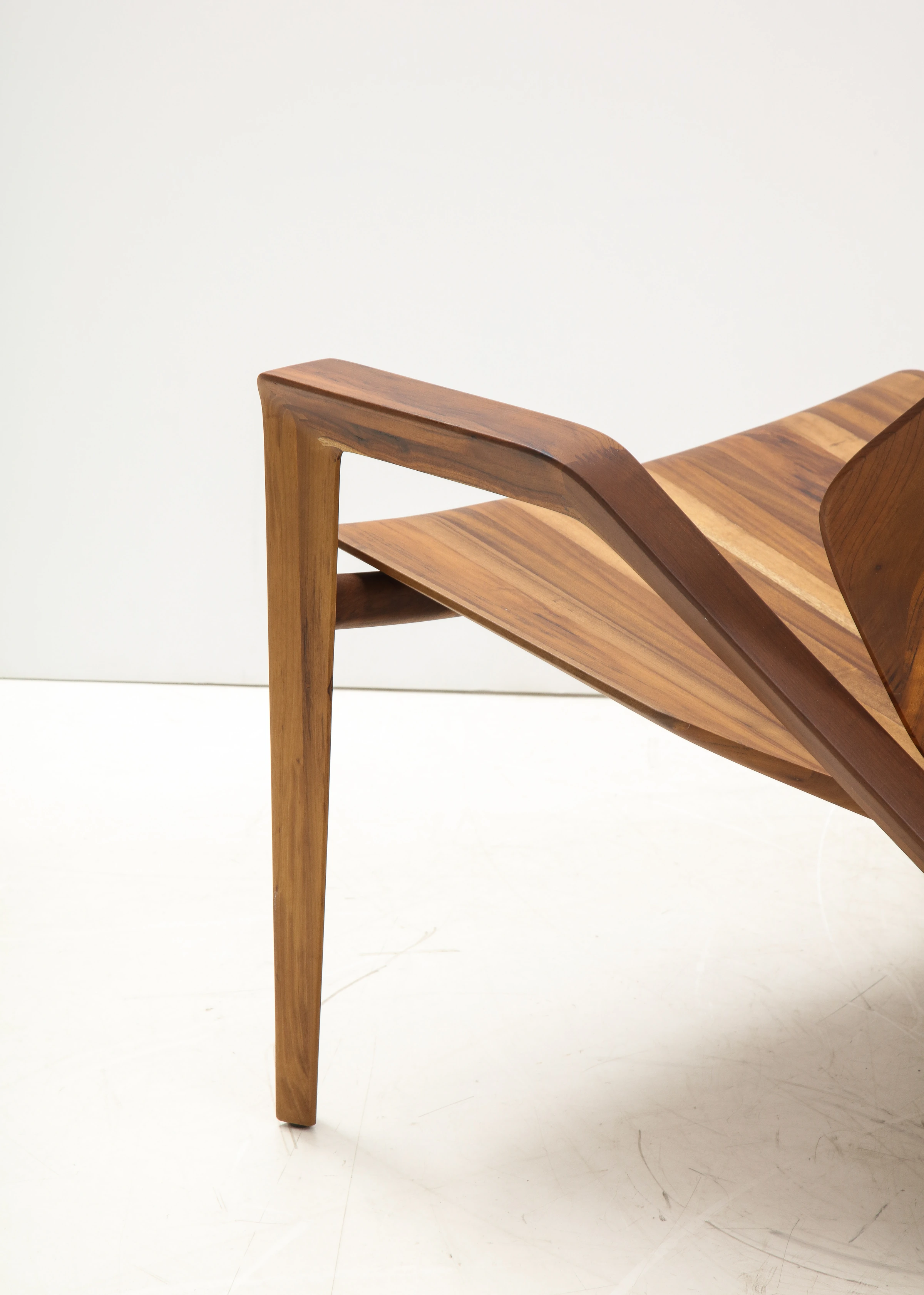 Pair of AVA armchairs, Guto Índio da Costa — photo 15