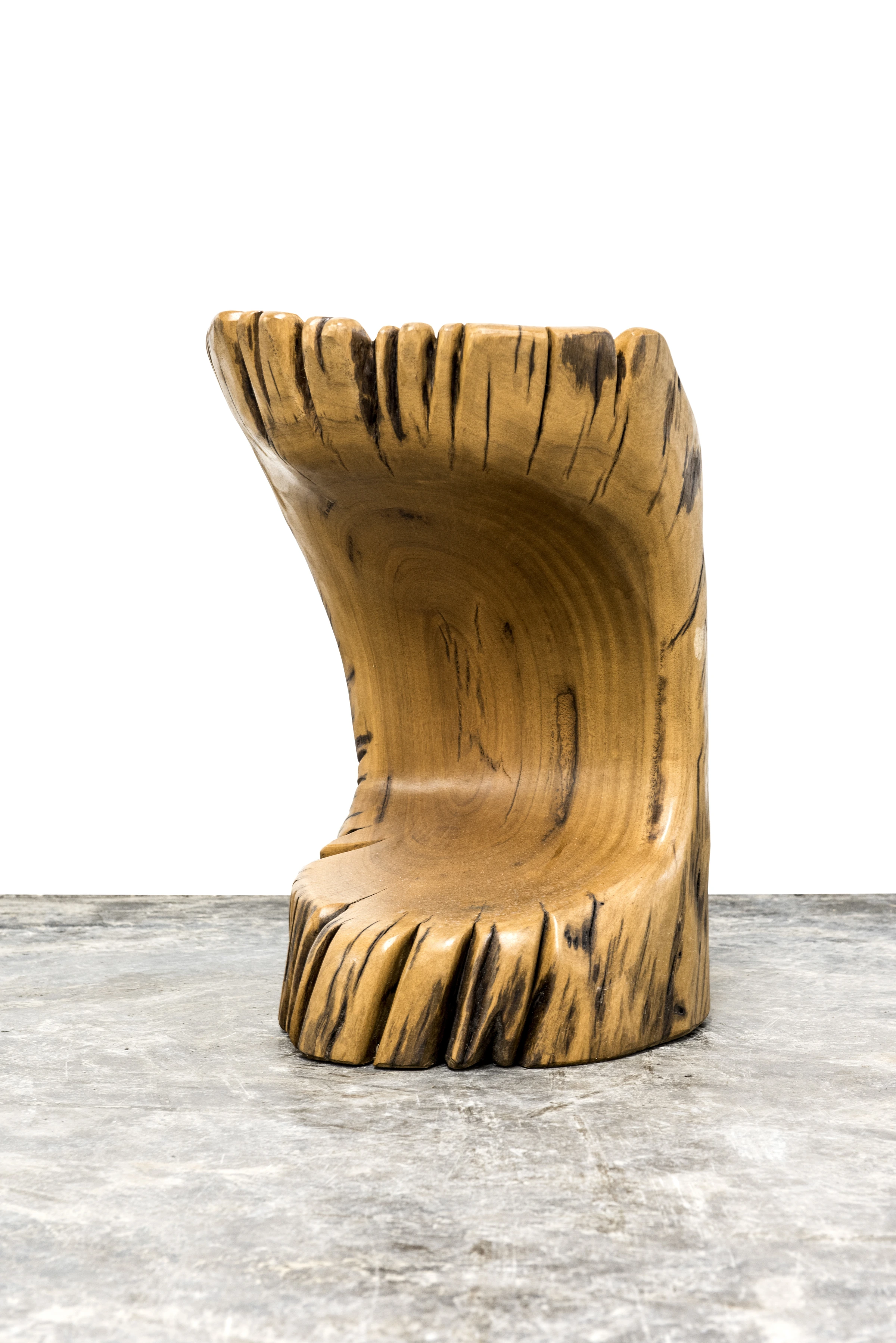 Itaú stool — Hugo França