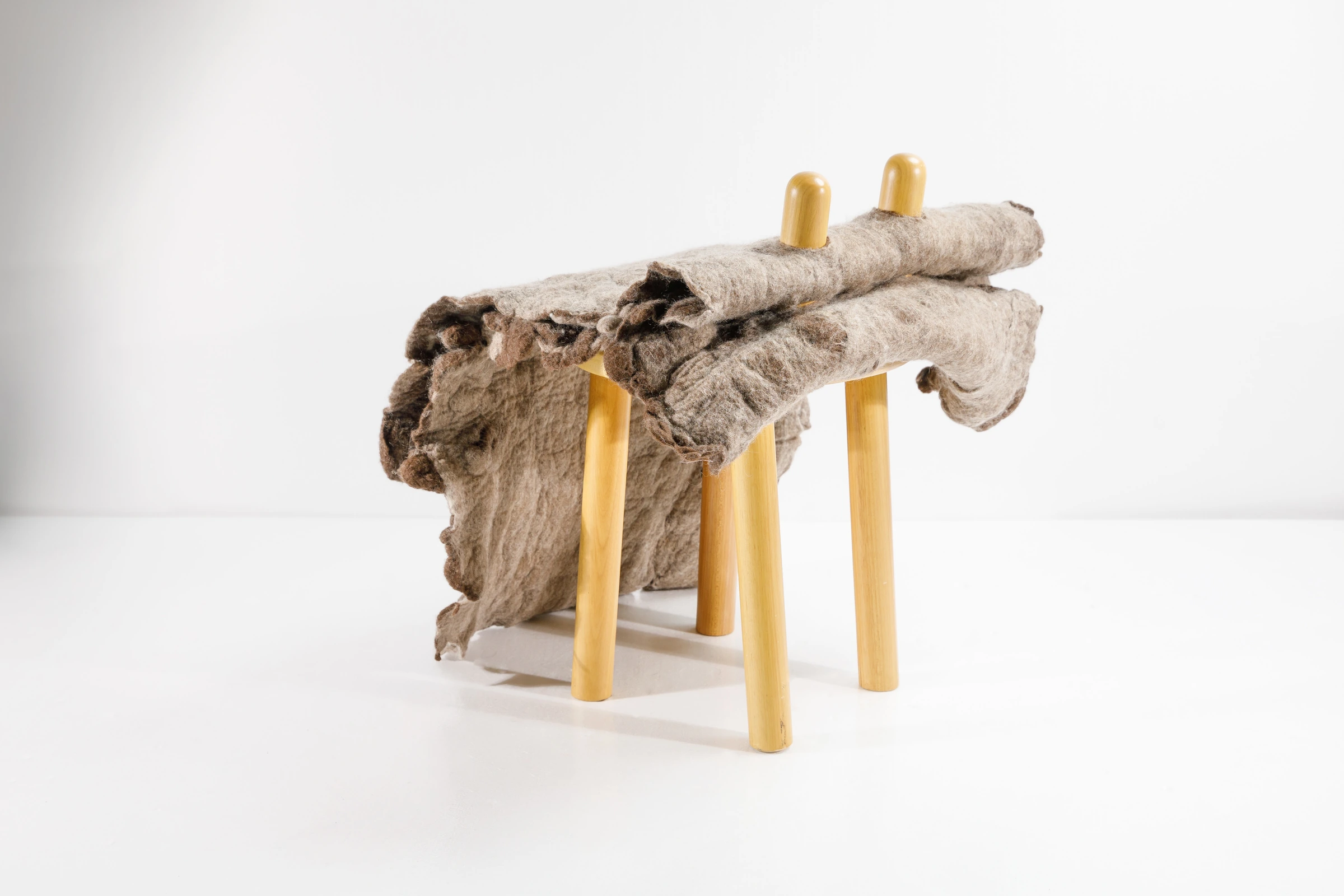 Tapera small chair, Inês Schertel — photo 3