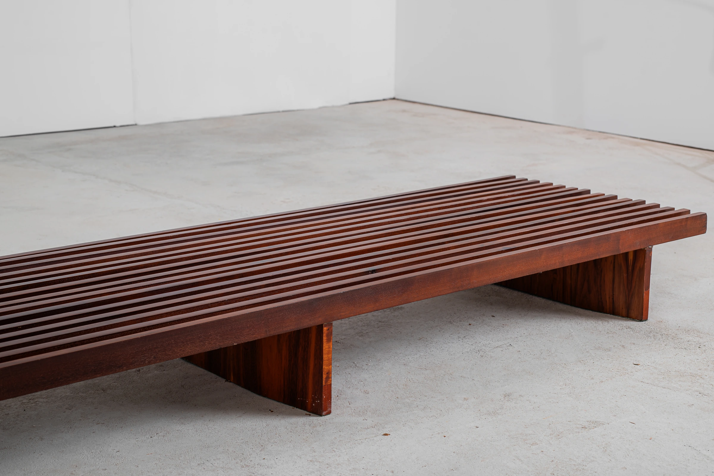 Bench, Joaquim Tenreiro — photo 8