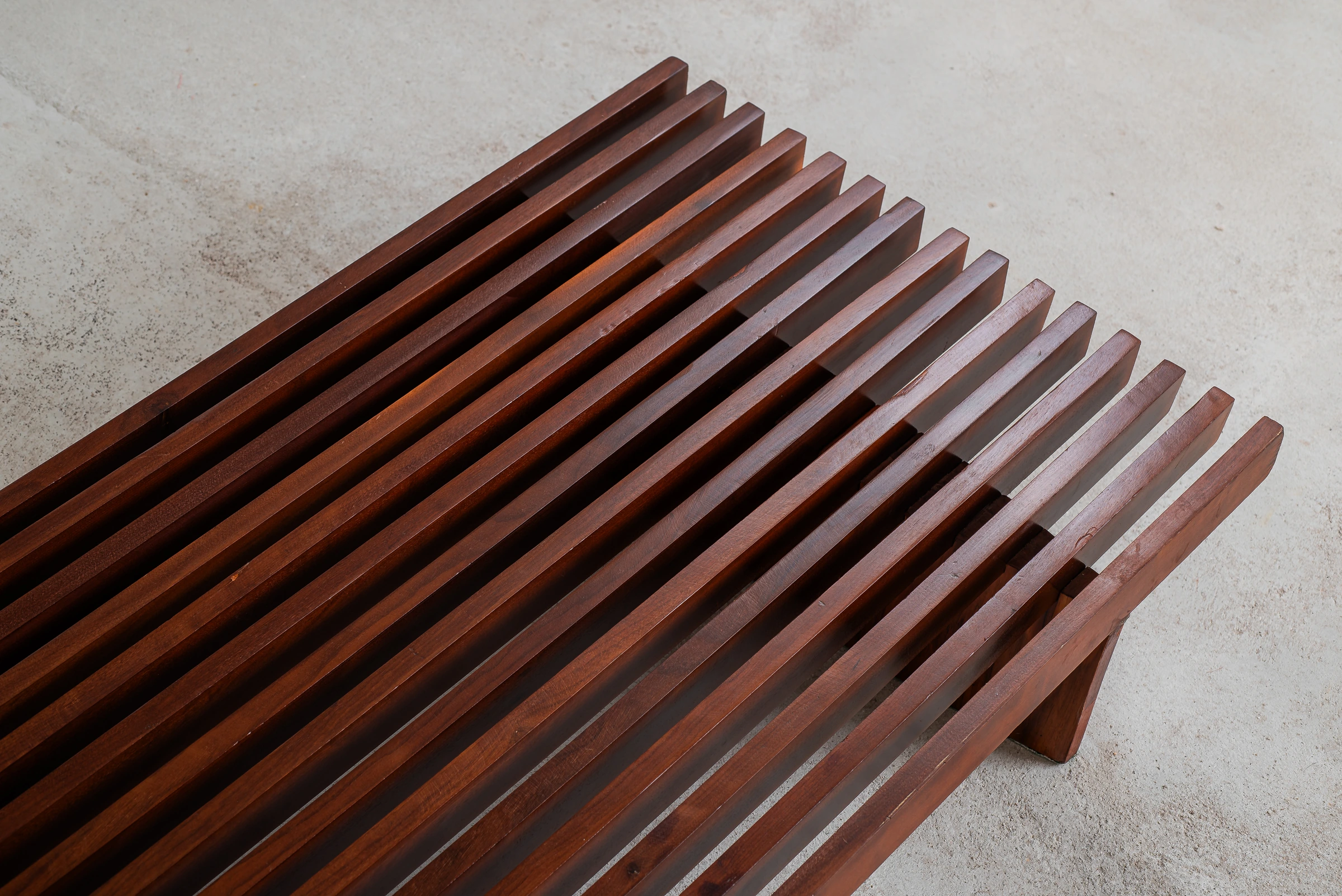 Bench, Joaquim Tenreiro — photo 9