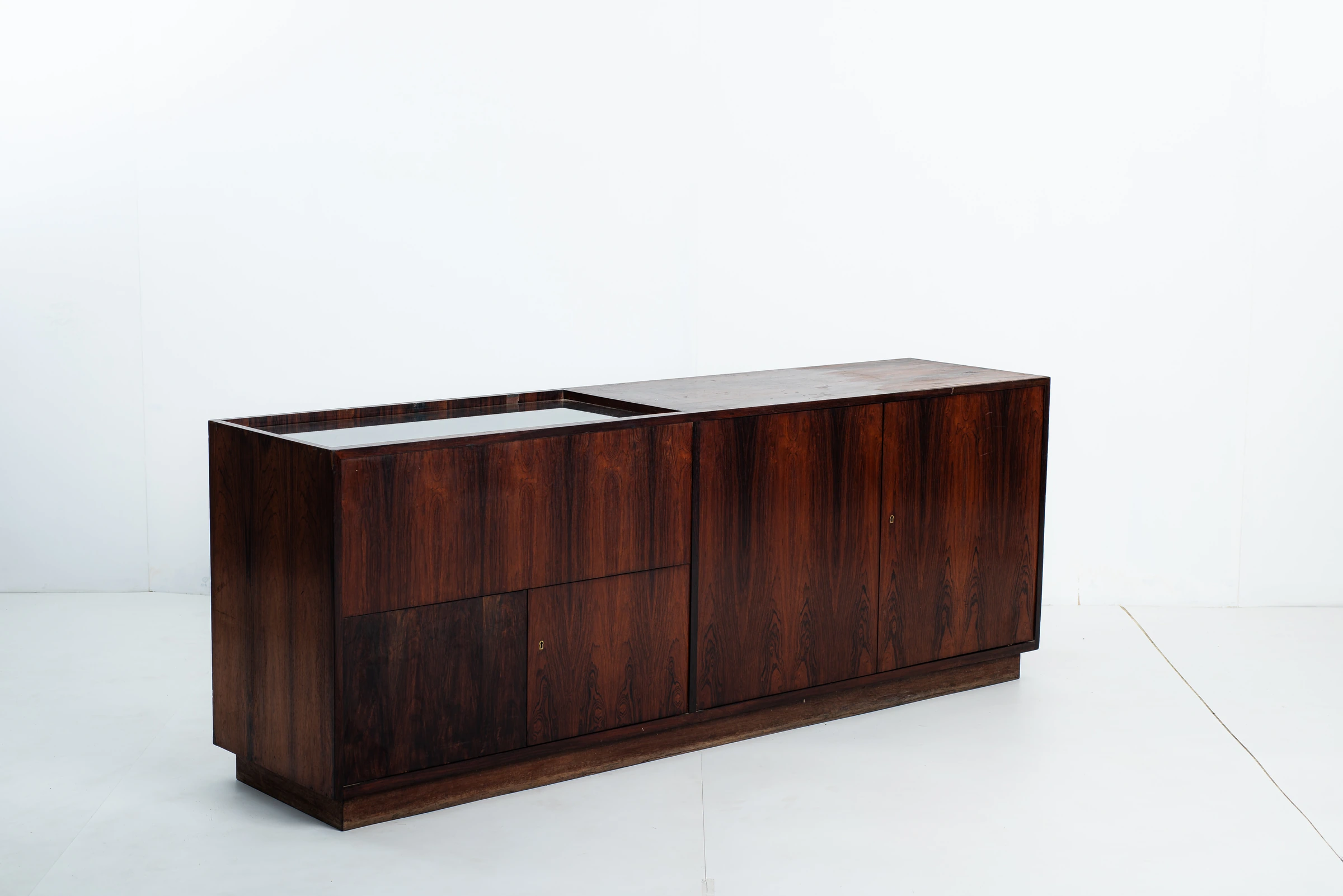 Buffet — Joaquim Tenreiro