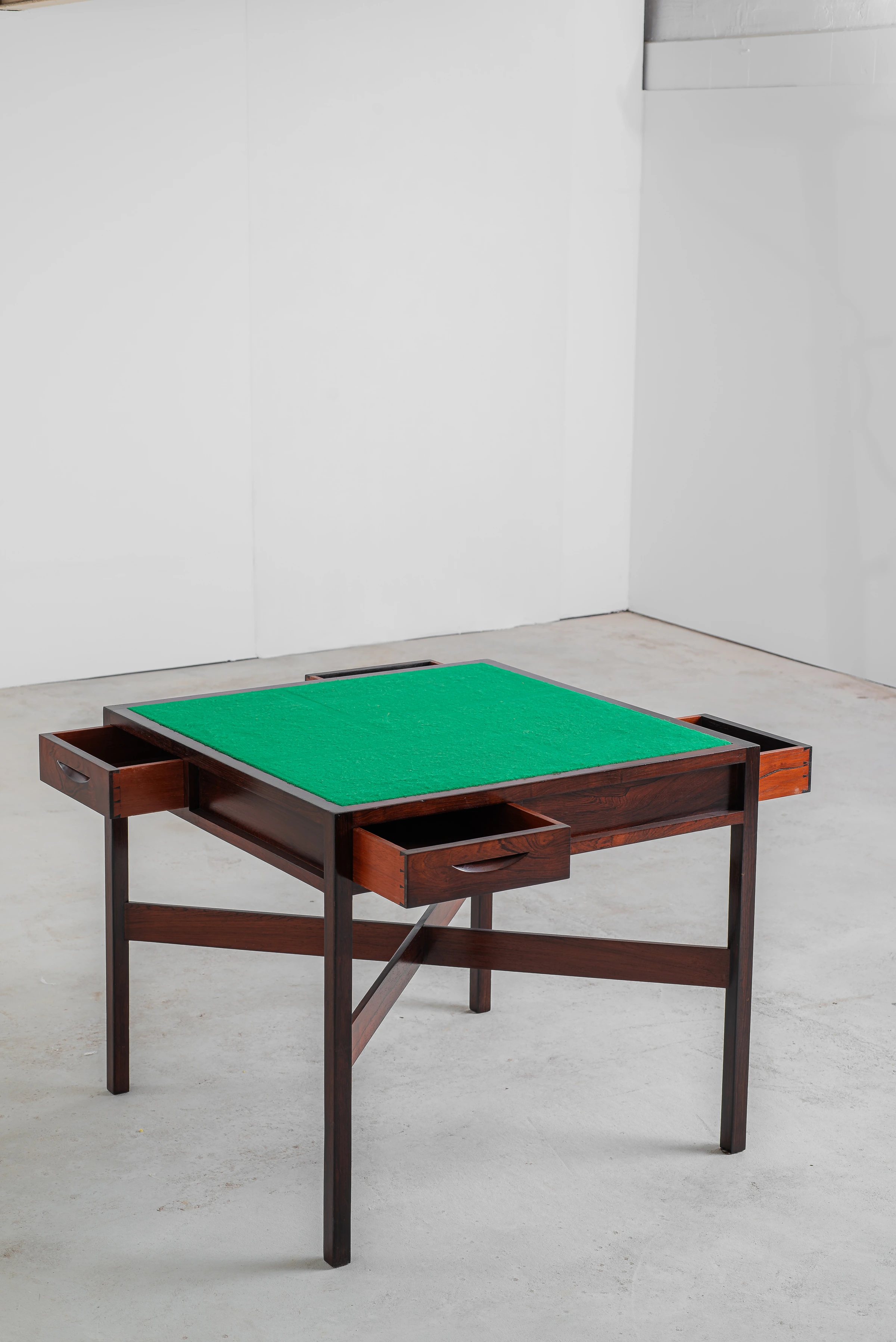 Game table, Joaquim Tenreiro — photo 12