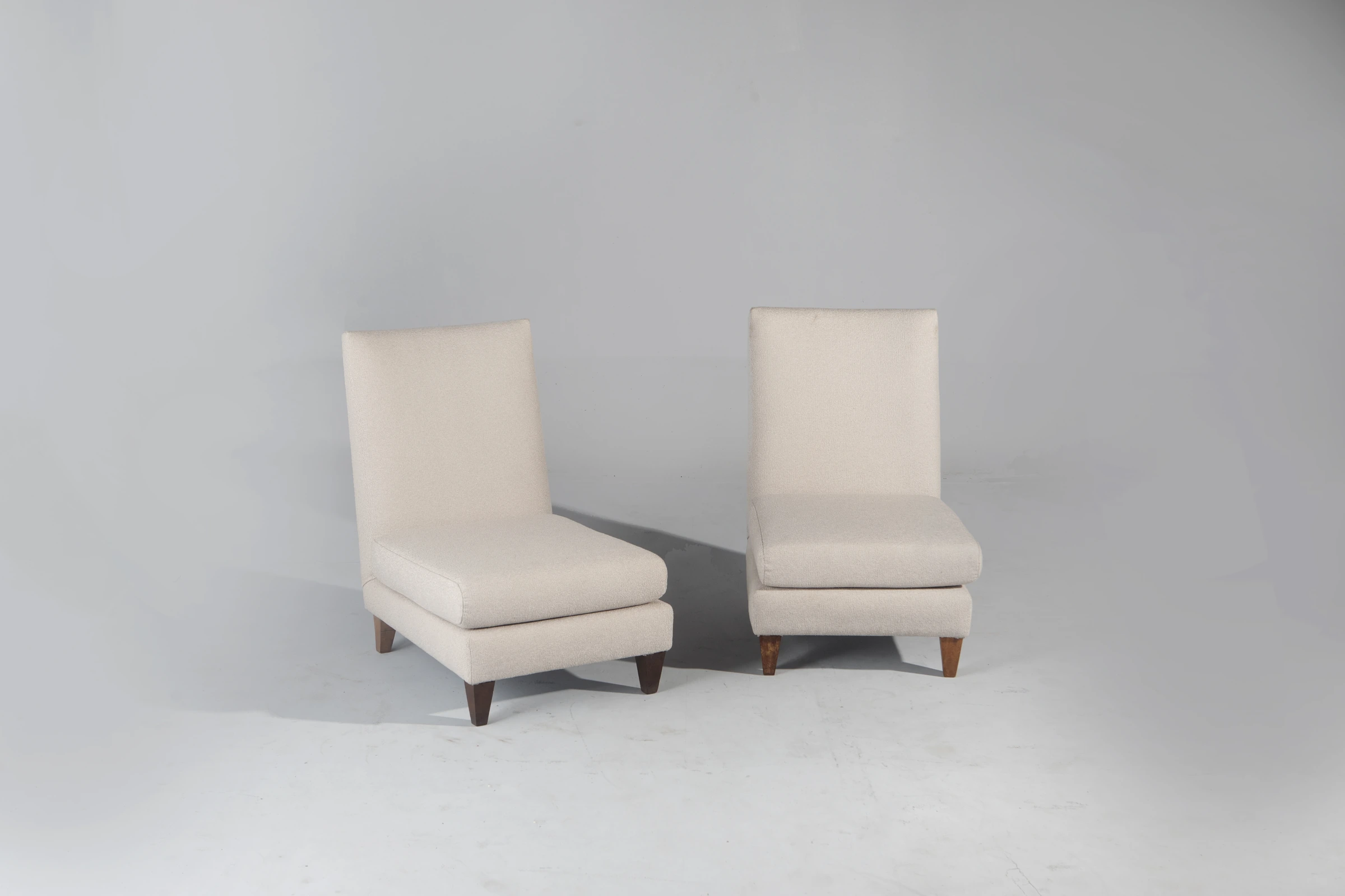 Pair of lounge chairs — Joaquim Tenreiro