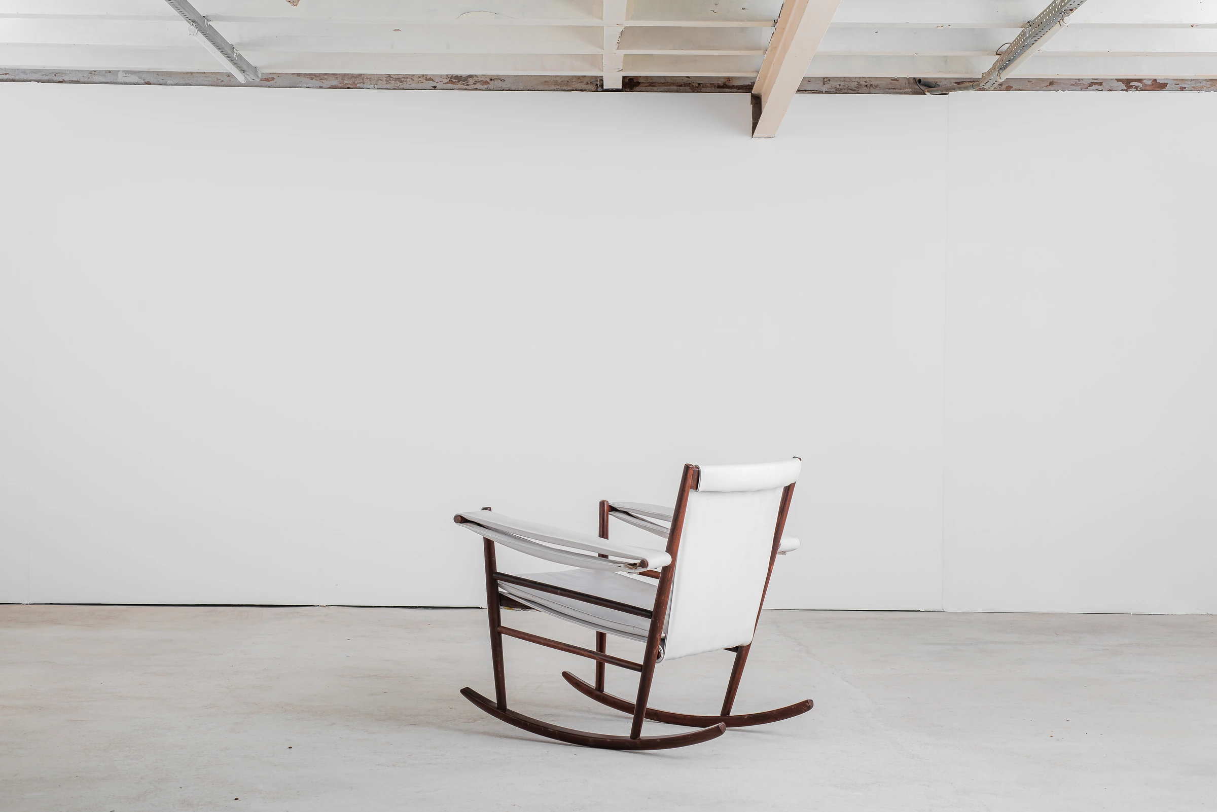 Rocking chair, Joaquim Tenreiro — photo 2