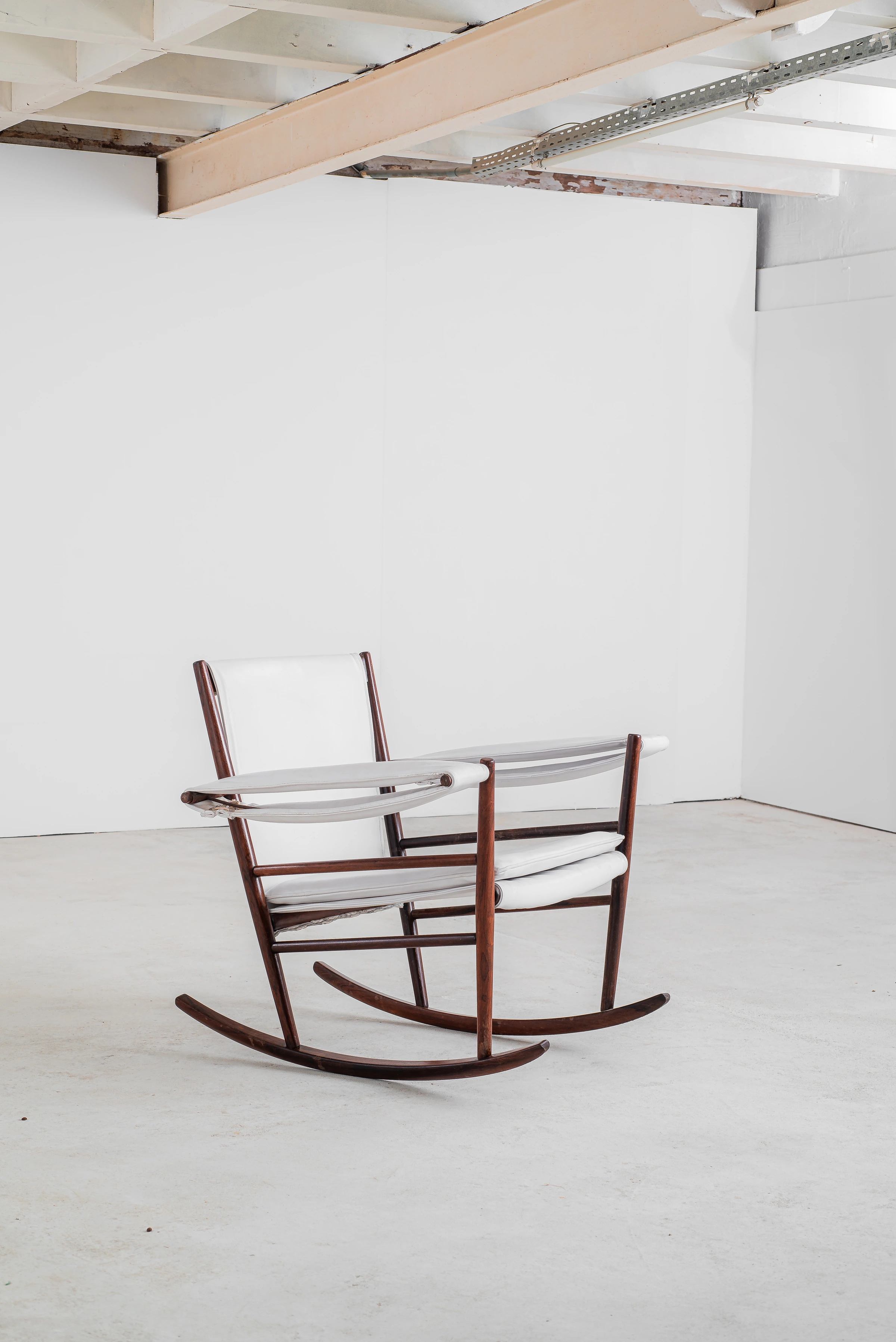 Rocking chair, Joaquim Tenreiro — photo 4