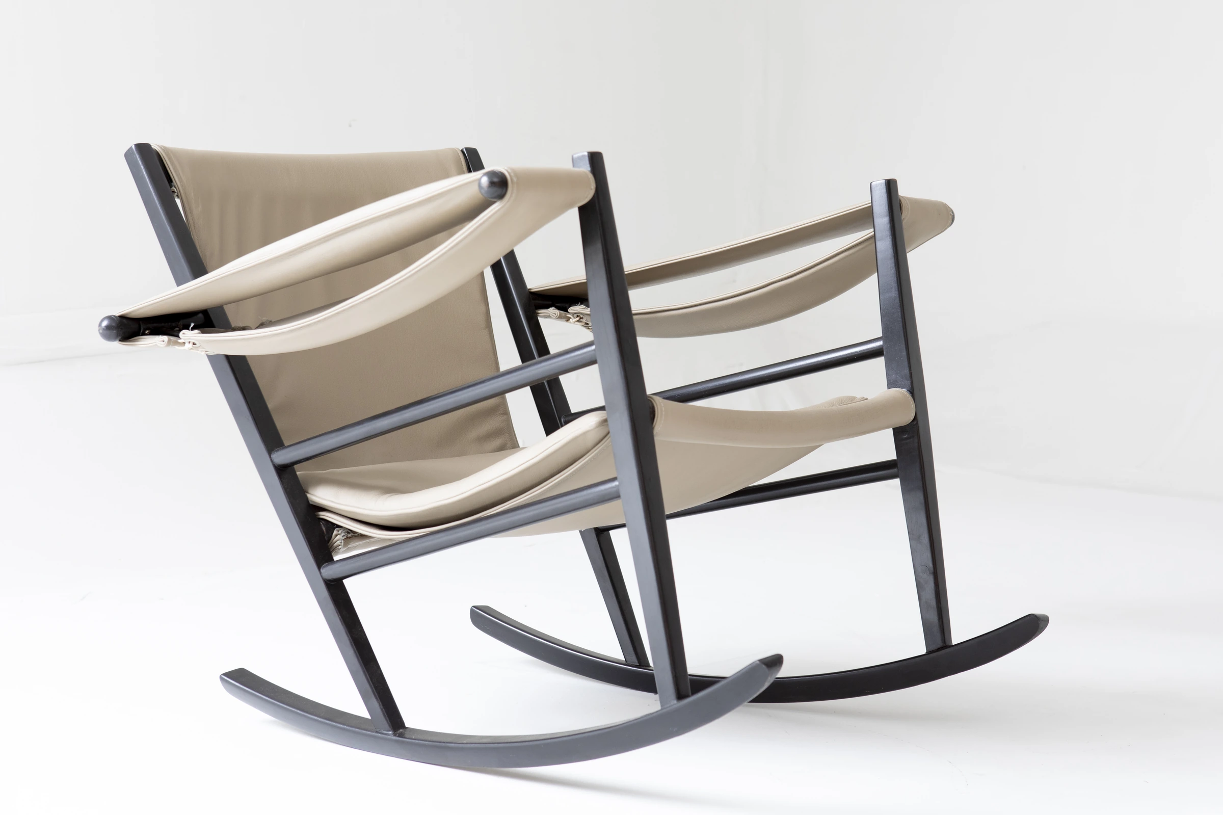 Rocking chair, Joaquim Tenreiro — photo 7