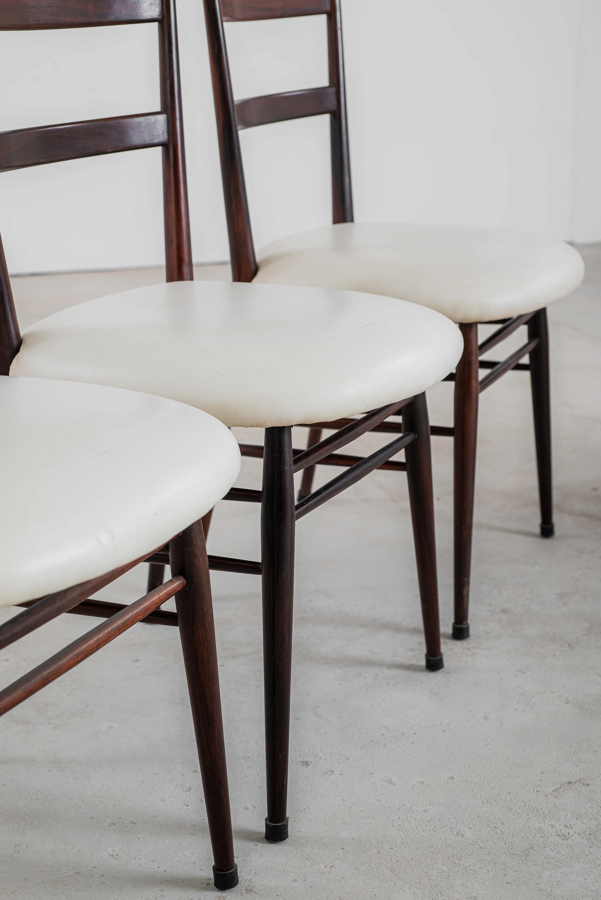 Set of 8 chairs, Joaquim Tenreiro — photo 9