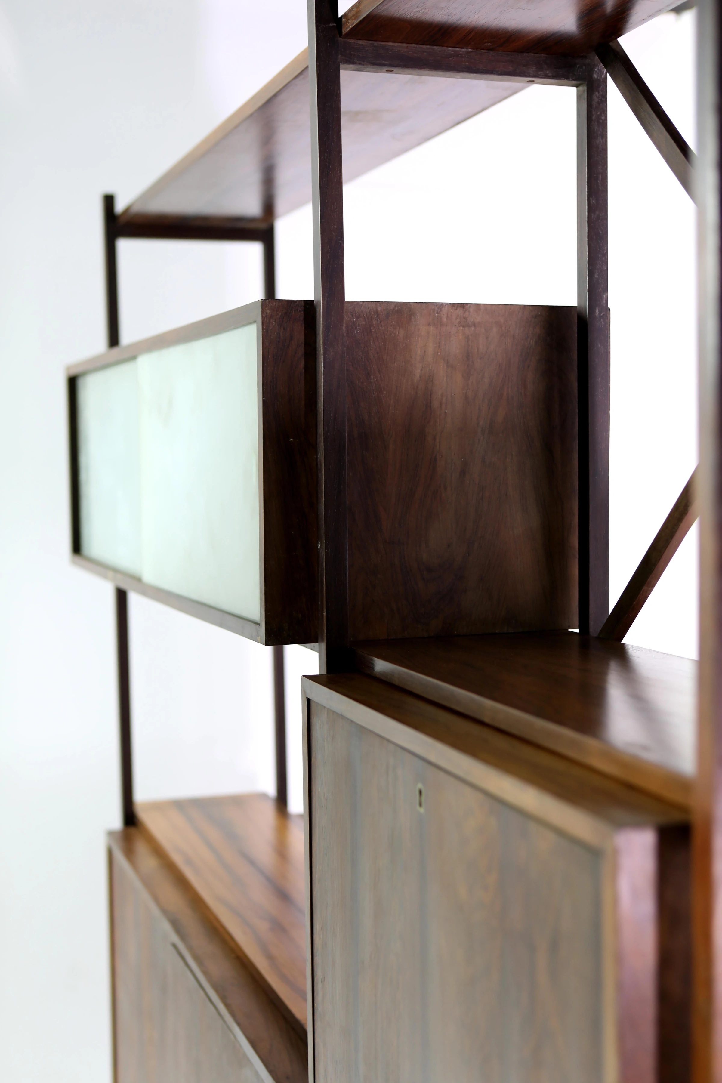 Shelf, Joaquim Tenreiro — photo 2