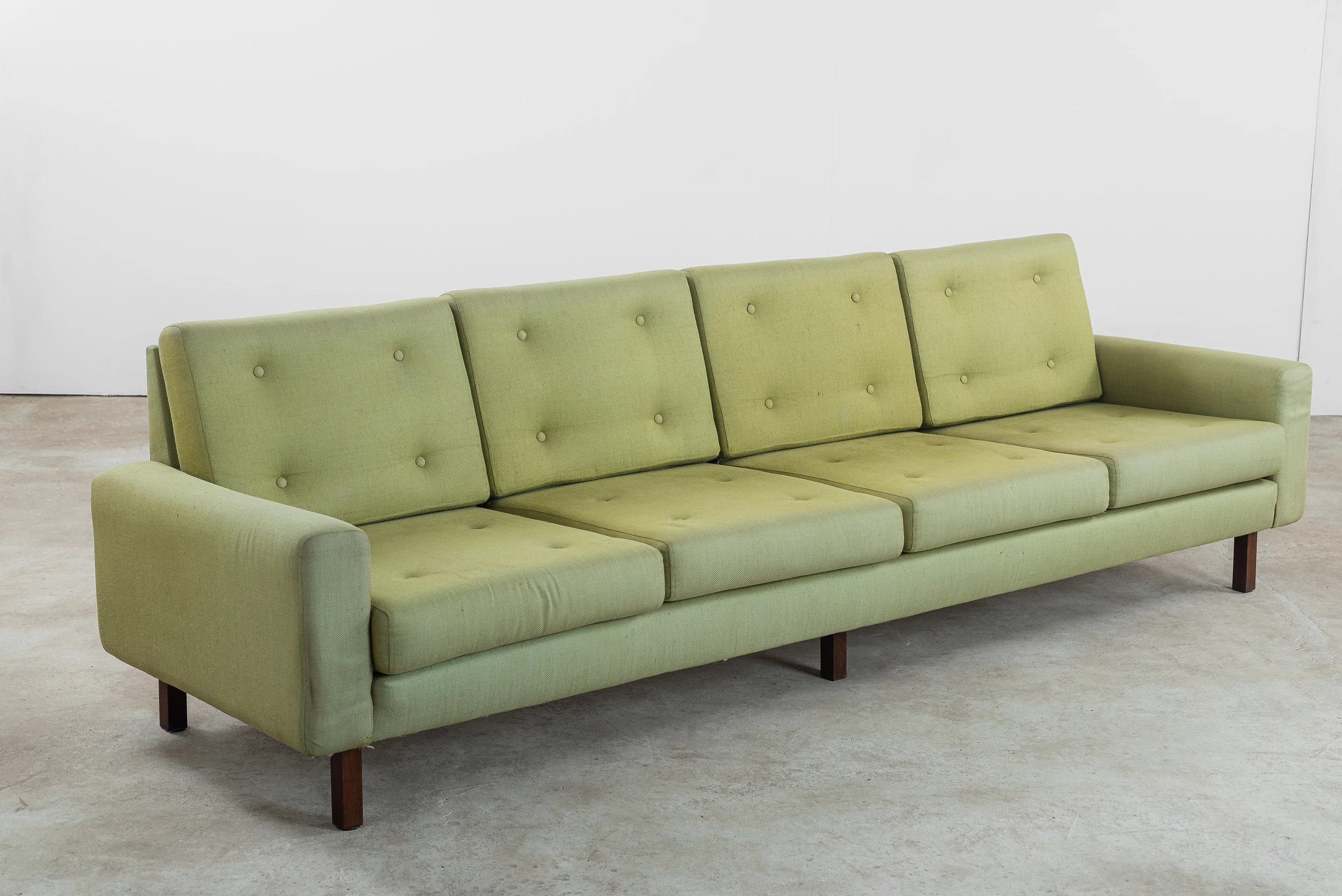 Sofa — Joaquim Tenreiro
