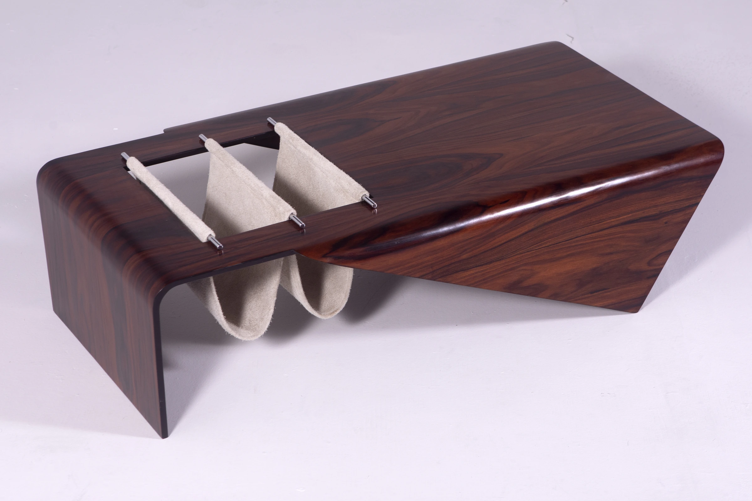 Andorinha coffee Table with magazine rack