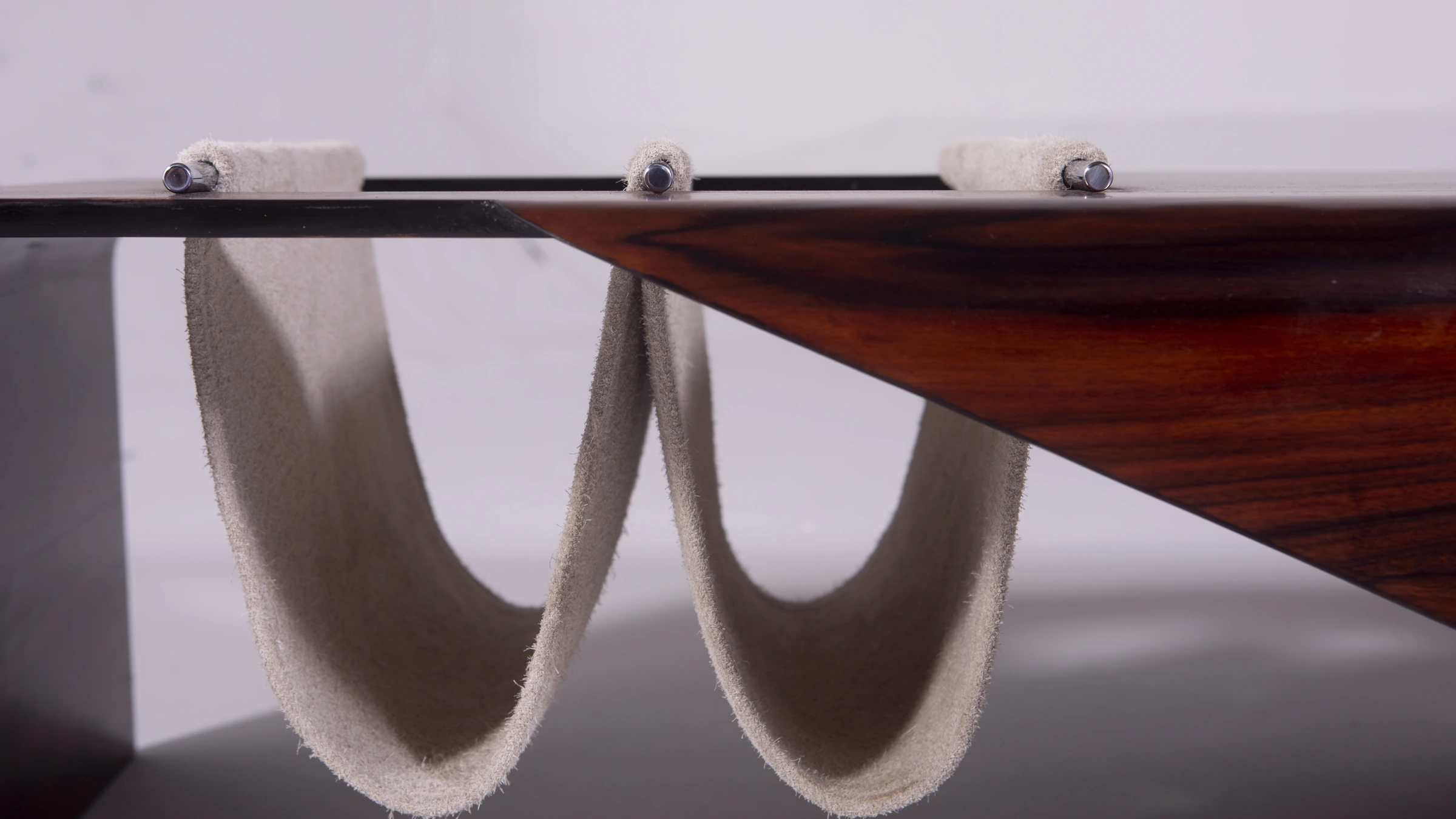 Andorinha coffee Table with magazine rack, Jorge Zalszupin — photo 5