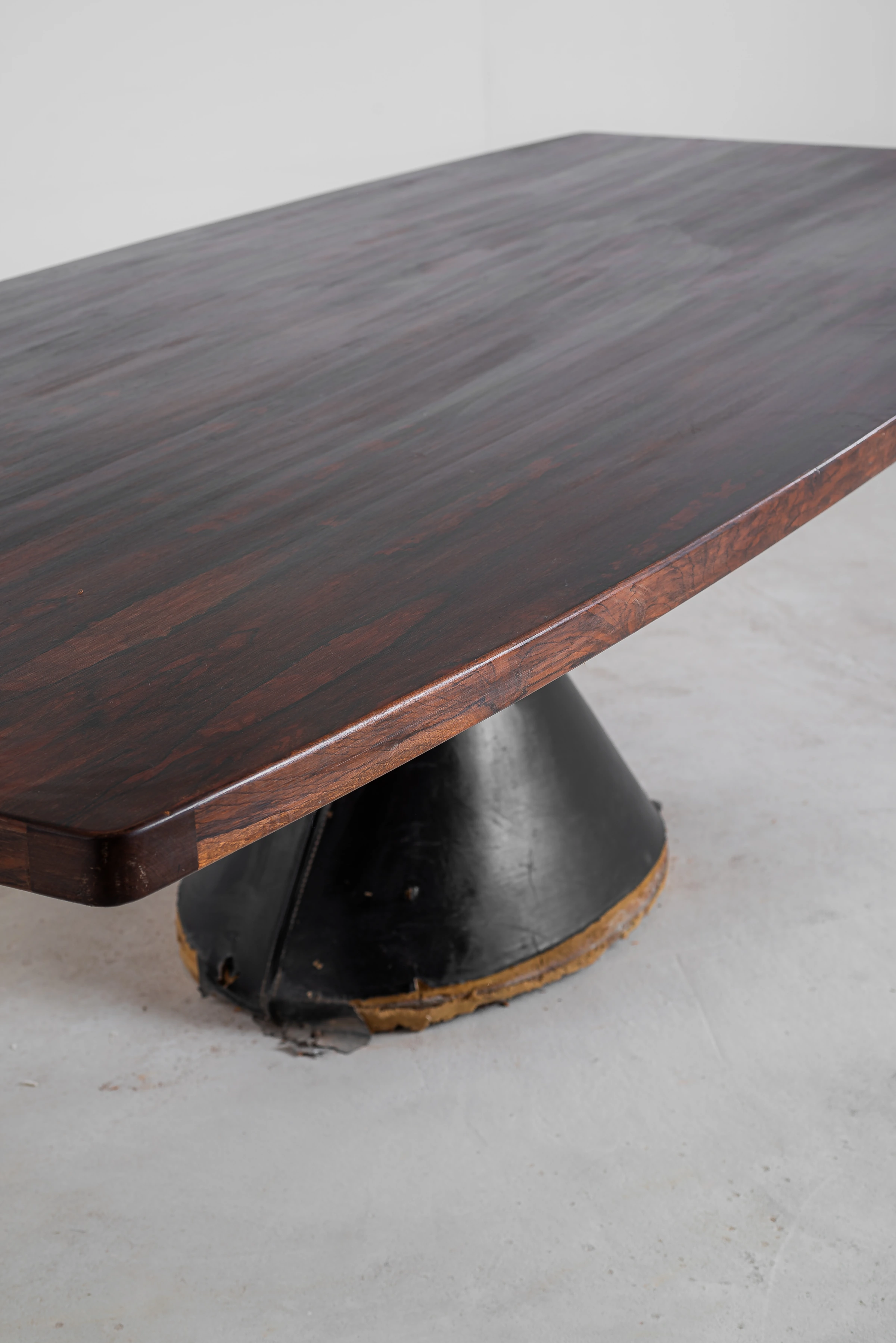Guanabara table, Jorge Zalszupin — photo 18
