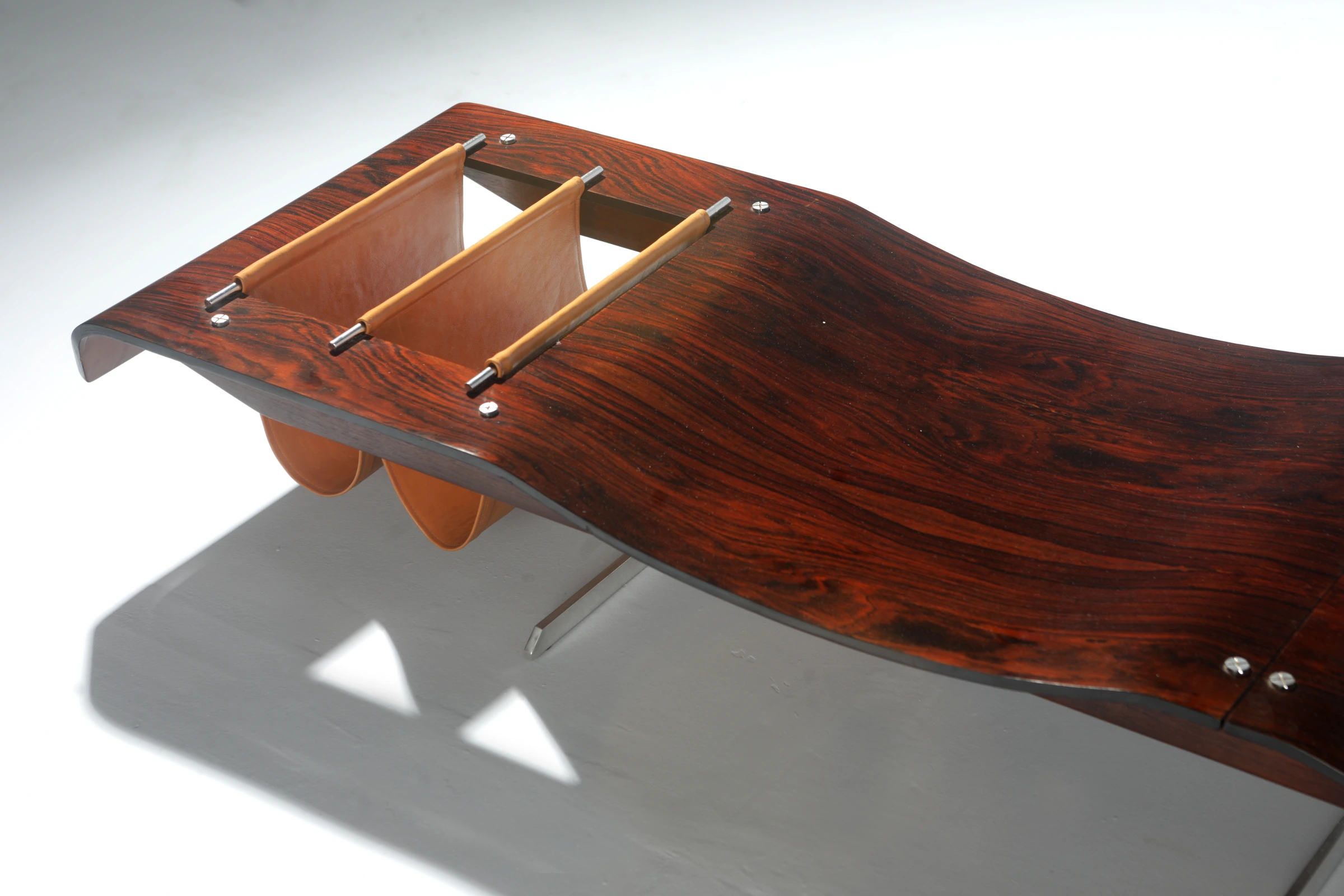 Onda bench, Jorge Zalszupin — photo 3