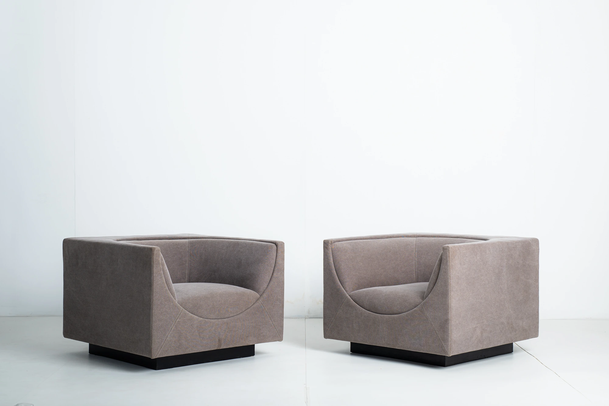 Pair of Cubo armchairs
