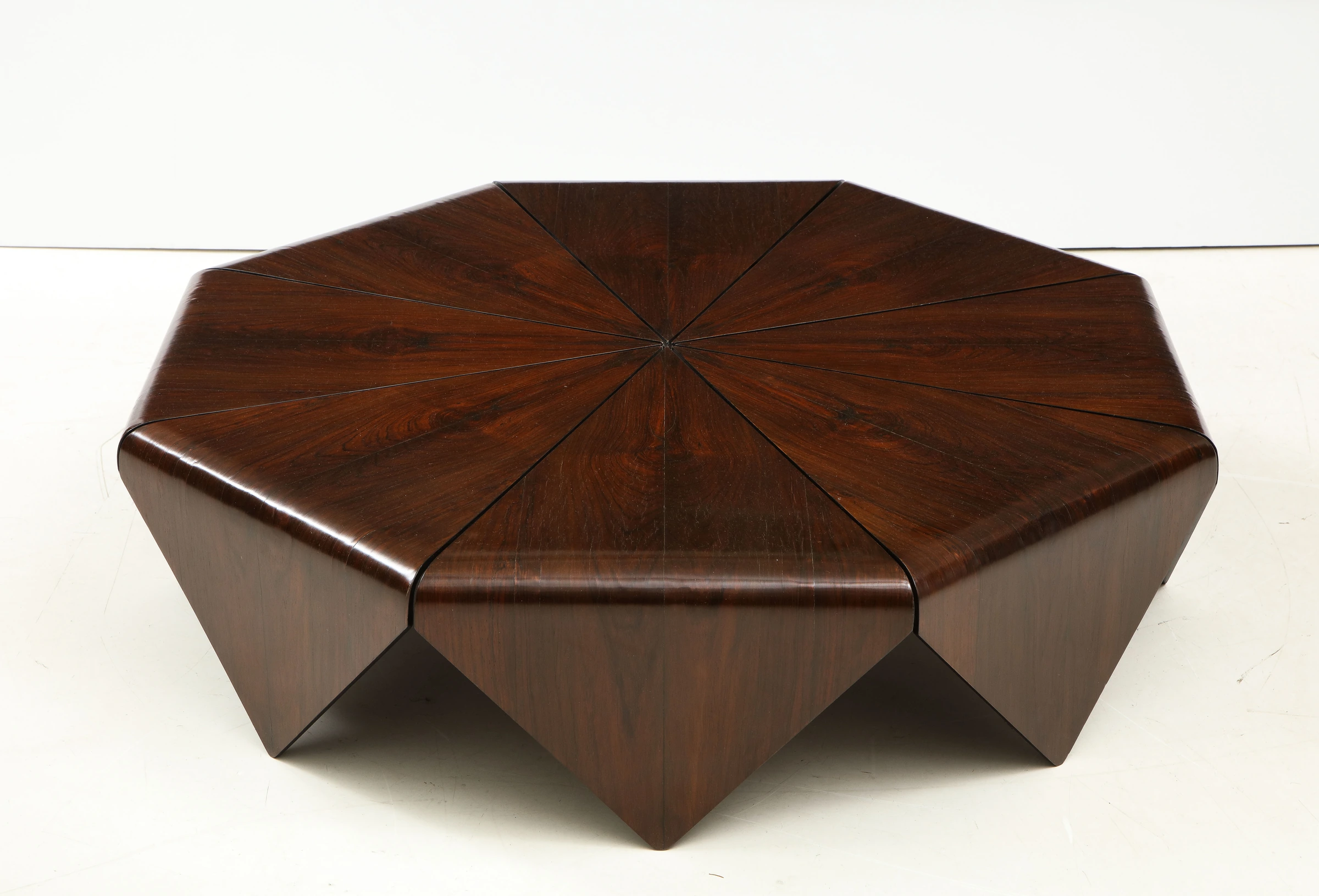 Pétalas coffee table