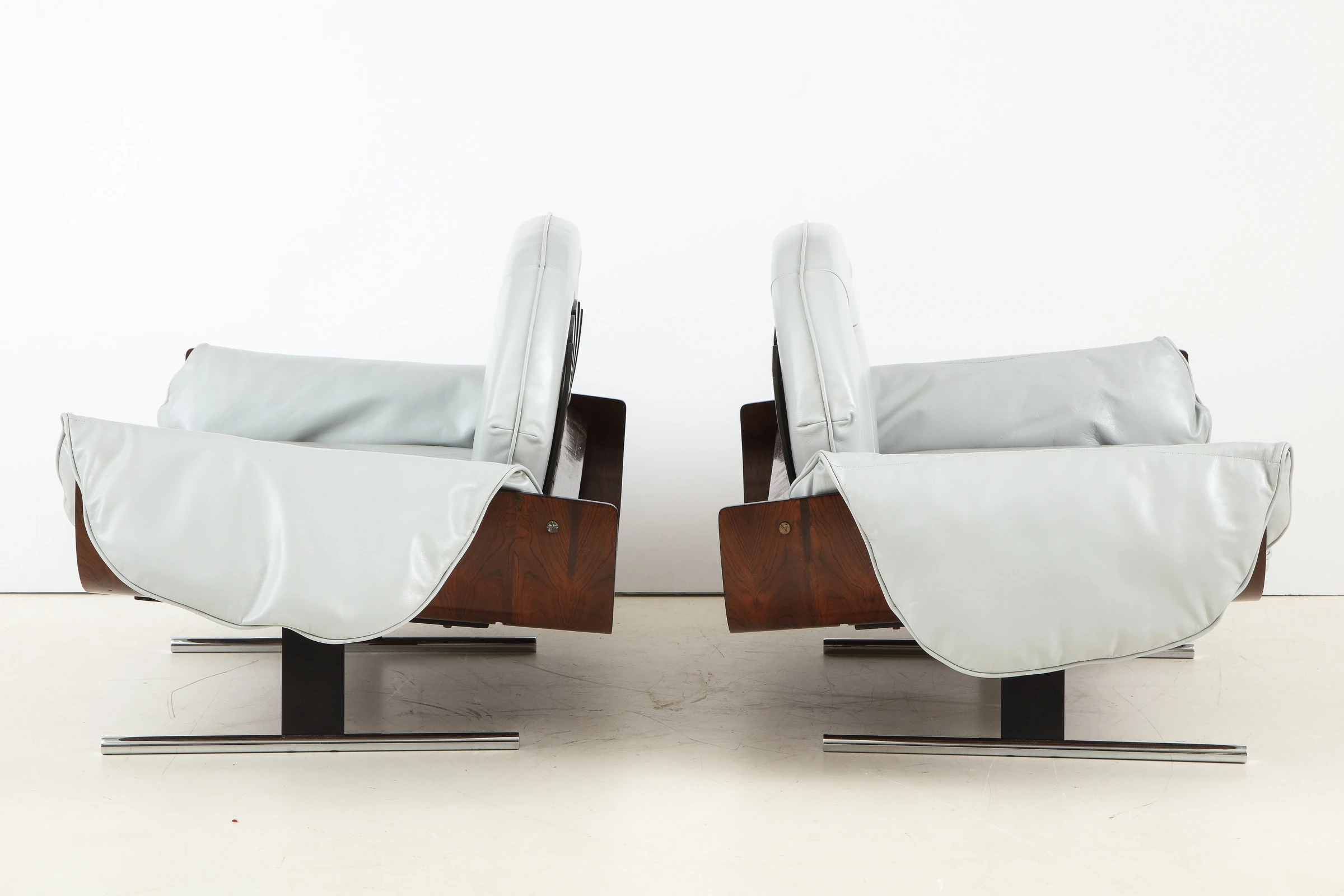 Pair of Presidencial armchair, Jorge Zalszupin — photo 5